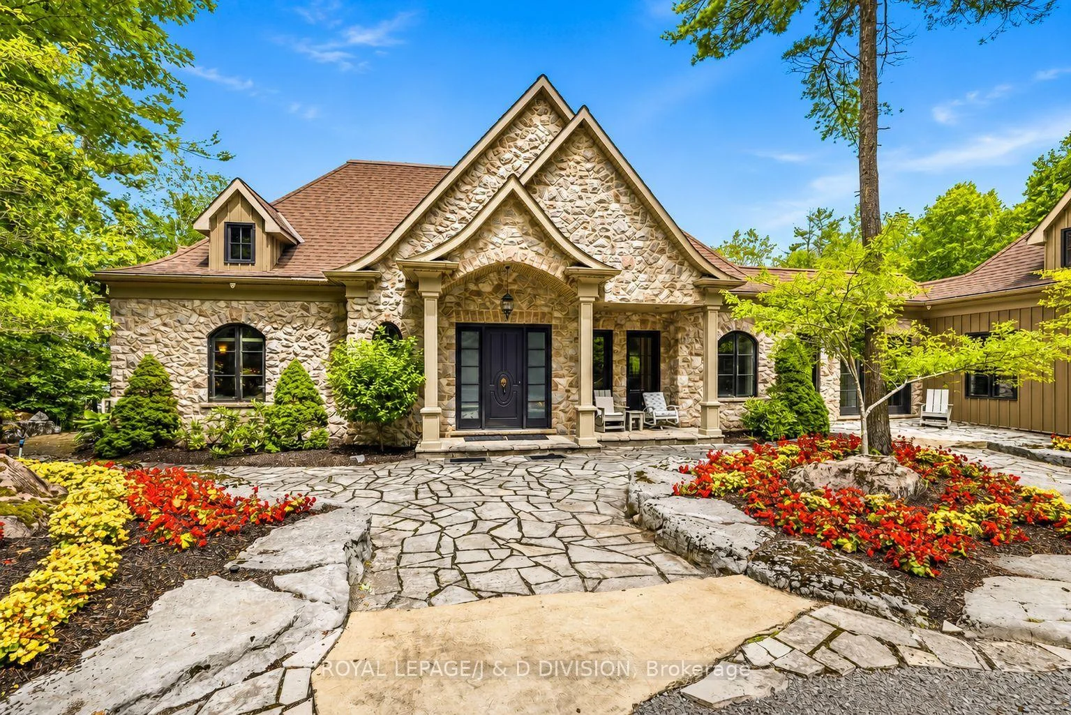 Photo 4 of 624 Rishor Avenue, Douro-Dummer — HOMEH