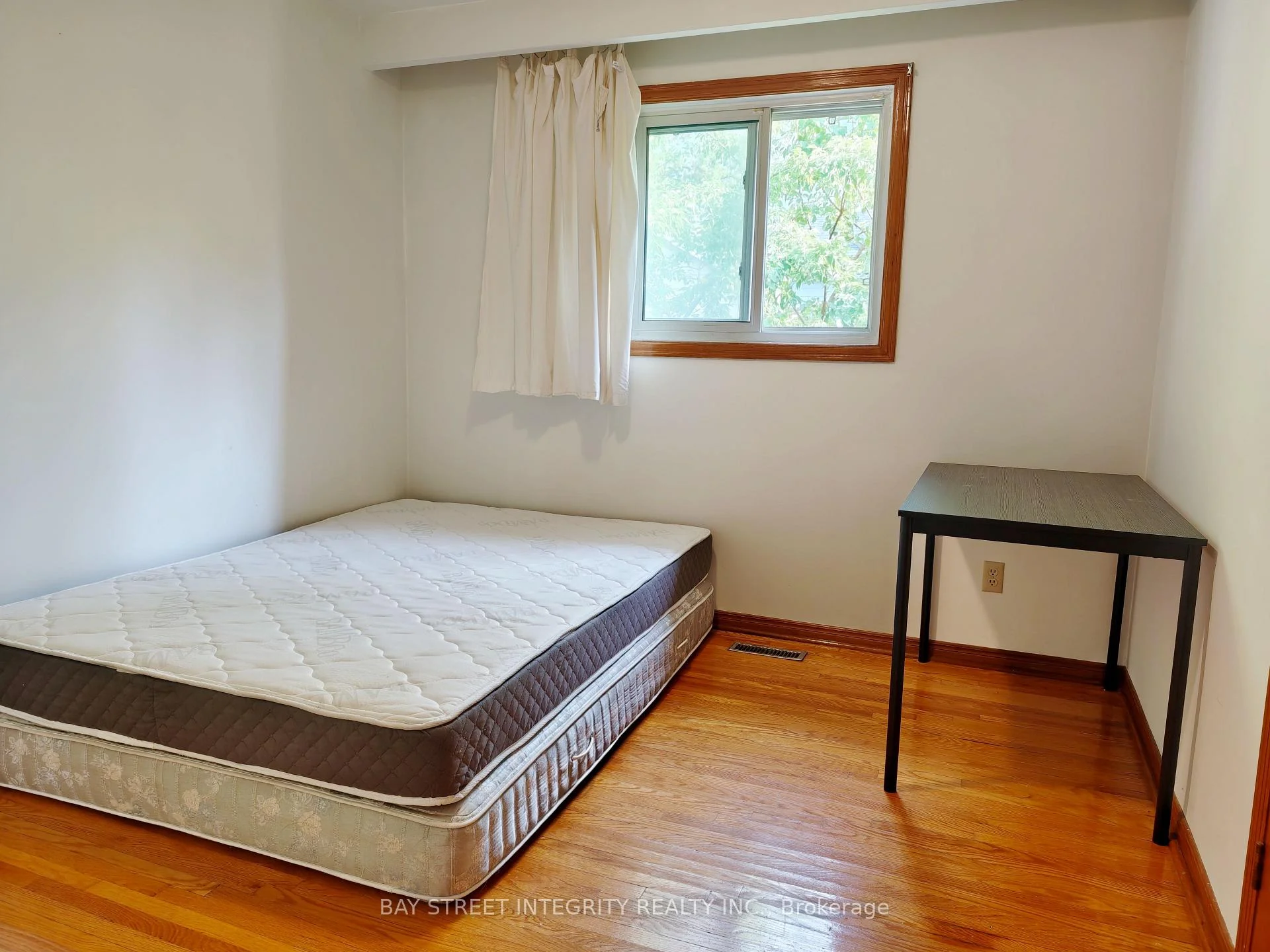 Photo 16 of 34 Iangrove Terrace, Scarborough, L'Amoreaux — HOMEH