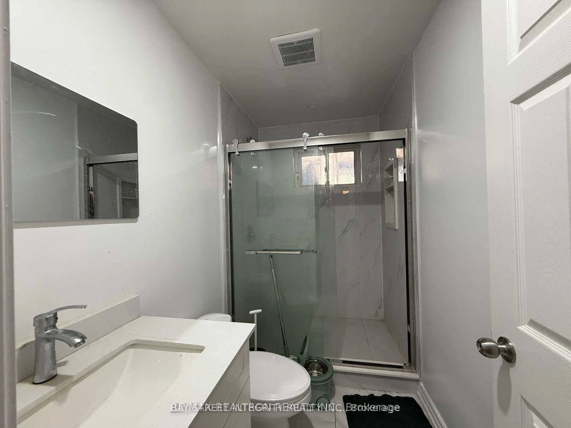 Photo 18 of 34 Iangrove Terrace, Scarborough, L'Amoreaux — HOMEH
