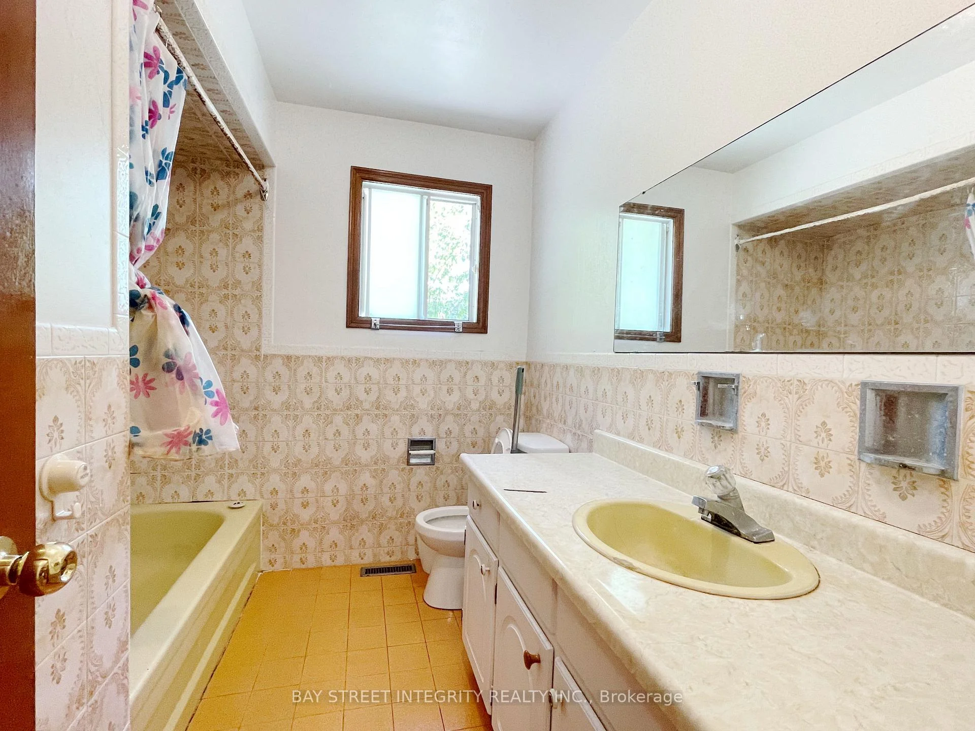Photo 19 of 34 Iangrove Terrace, Scarborough, L'Amoreaux — HOMEH