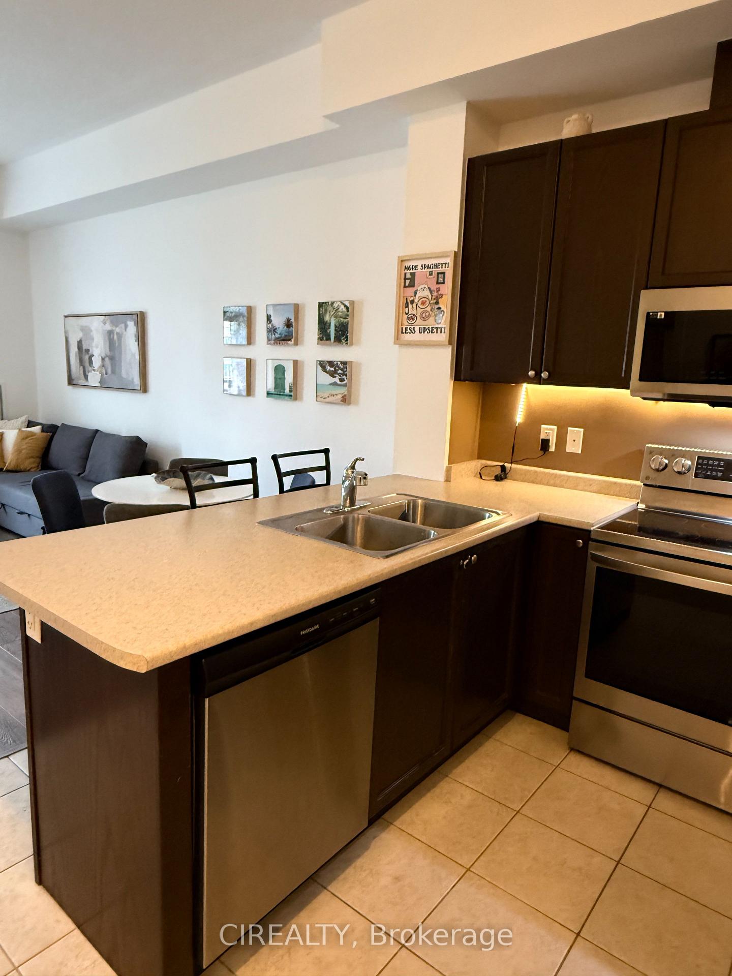 Photo 3 of Unit 419, 5317 Upper Middle Road, Burlington, Orchard — HOMEH