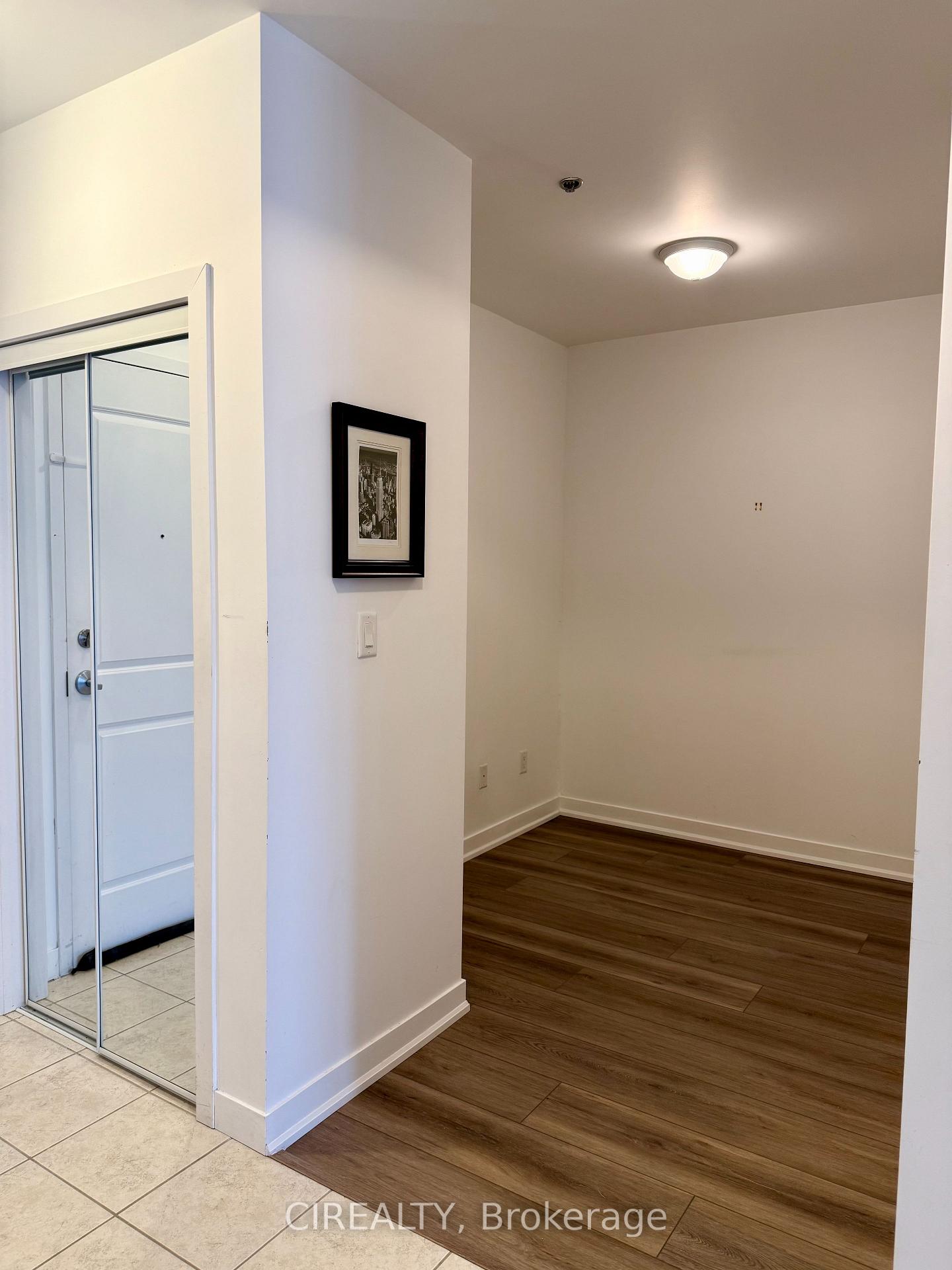 Photo 9 of Unit 419, 5317 Upper Middle Road, Burlington, Orchard — HOMEH
