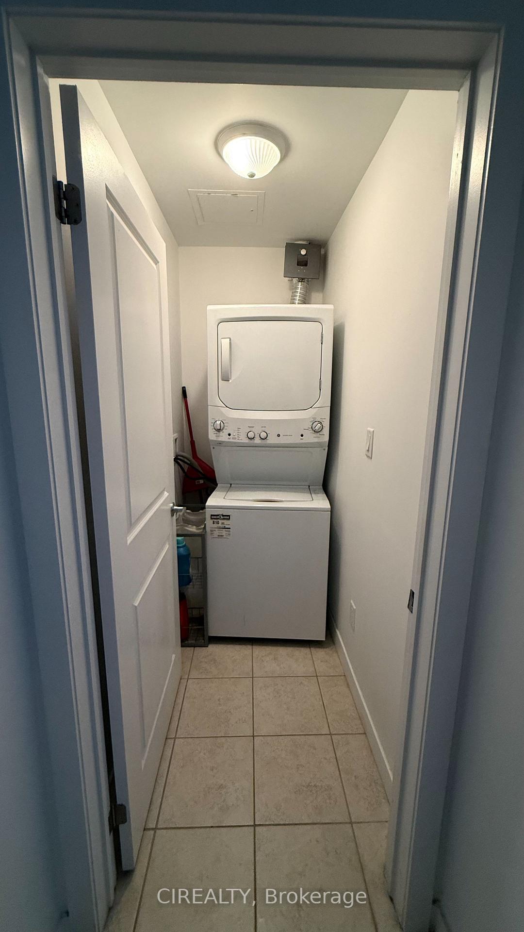 Photo 11 of Unit 419, 5317 Upper Middle Road, Burlington, Orchard — HOMEH