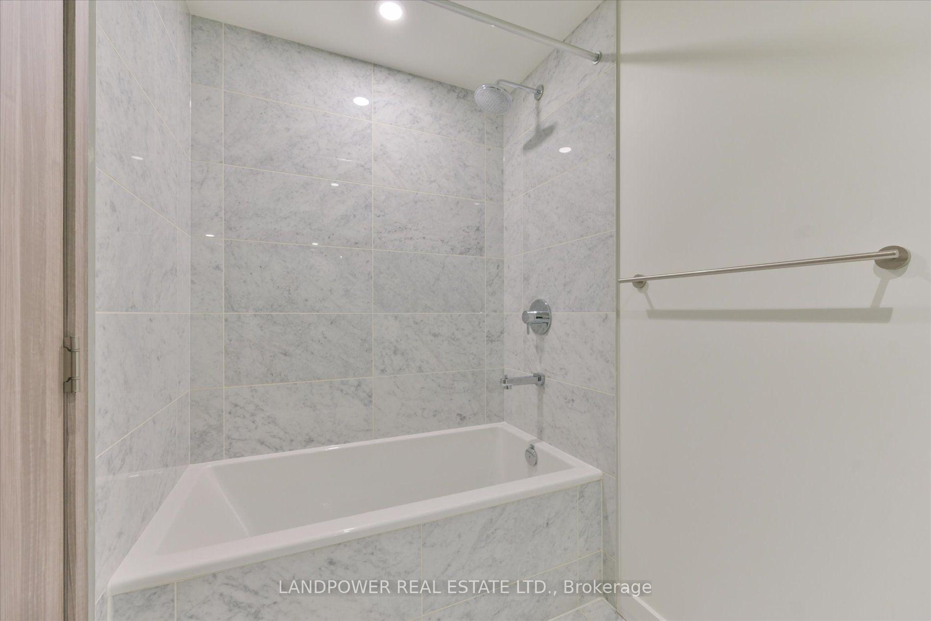 Photo 19 of Unit 2712, 95 Mcmahon Drive, North York, Bayview Village — HOMEH