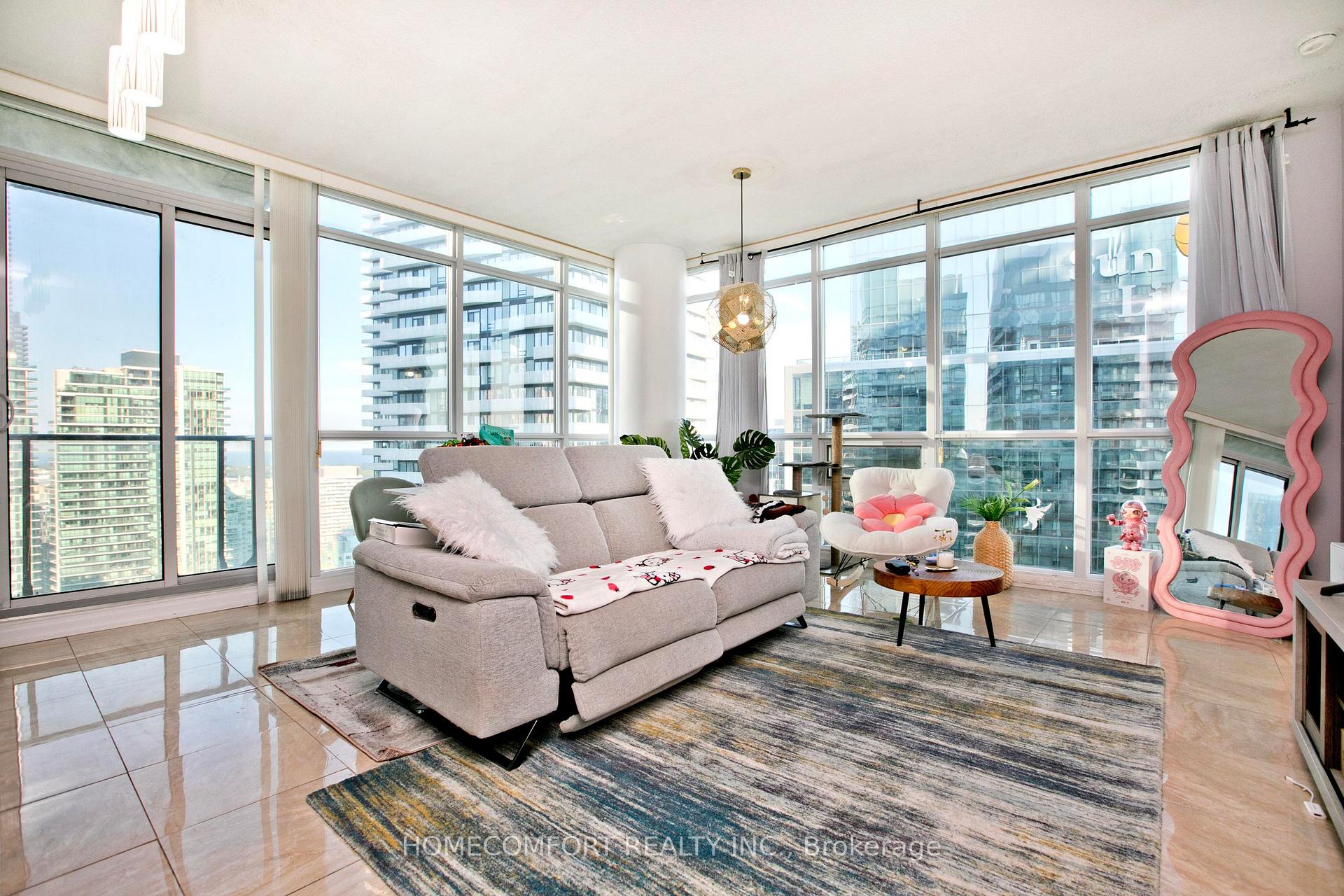 Photo 4 of Unit 4107, 55 Bremner Boulevard, Toronto, Waterfront Communities — HOMEH
