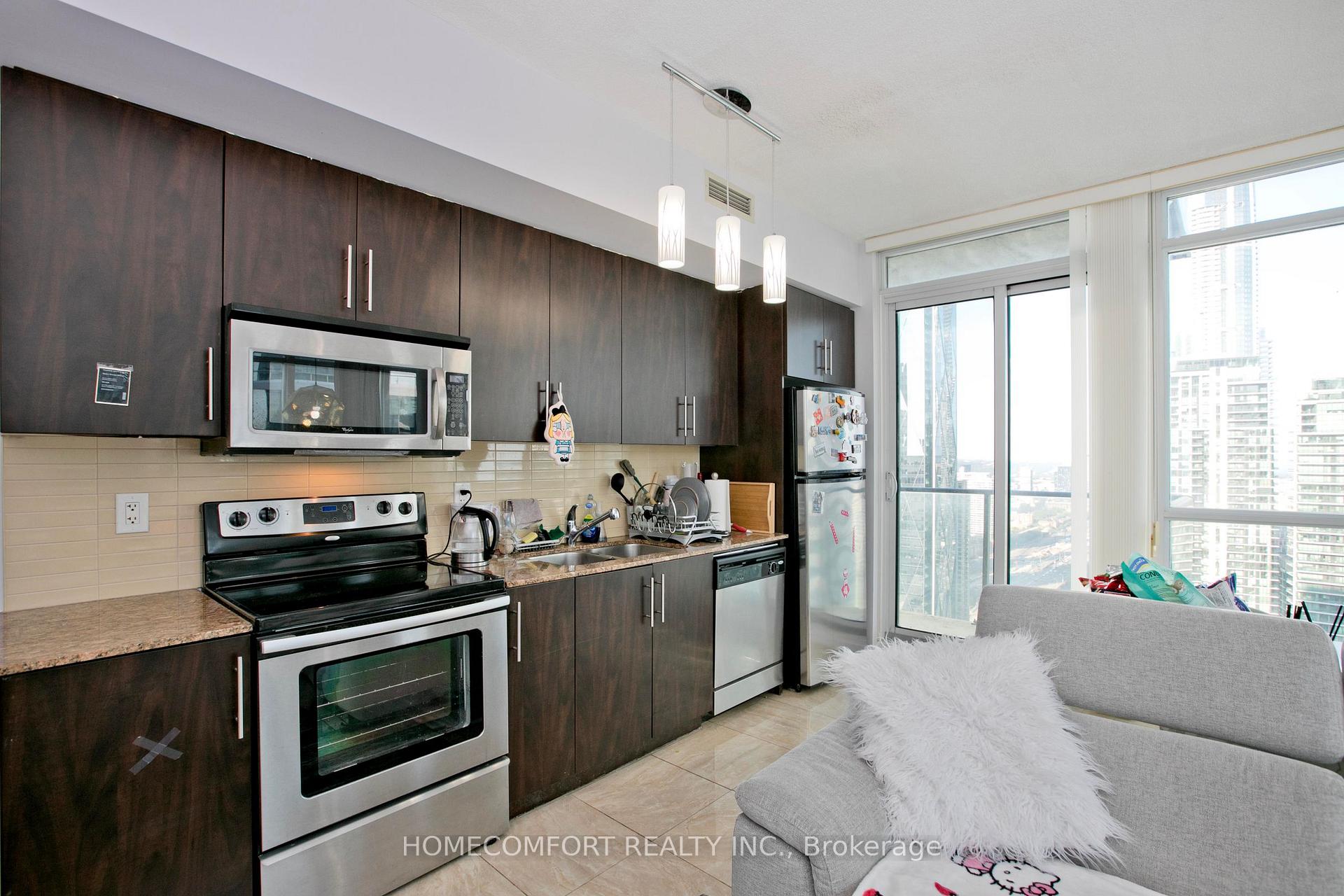Photo 6 of Unit 4107, 55 Bremner Boulevard, Toronto, Waterfront Communities — HOMEH