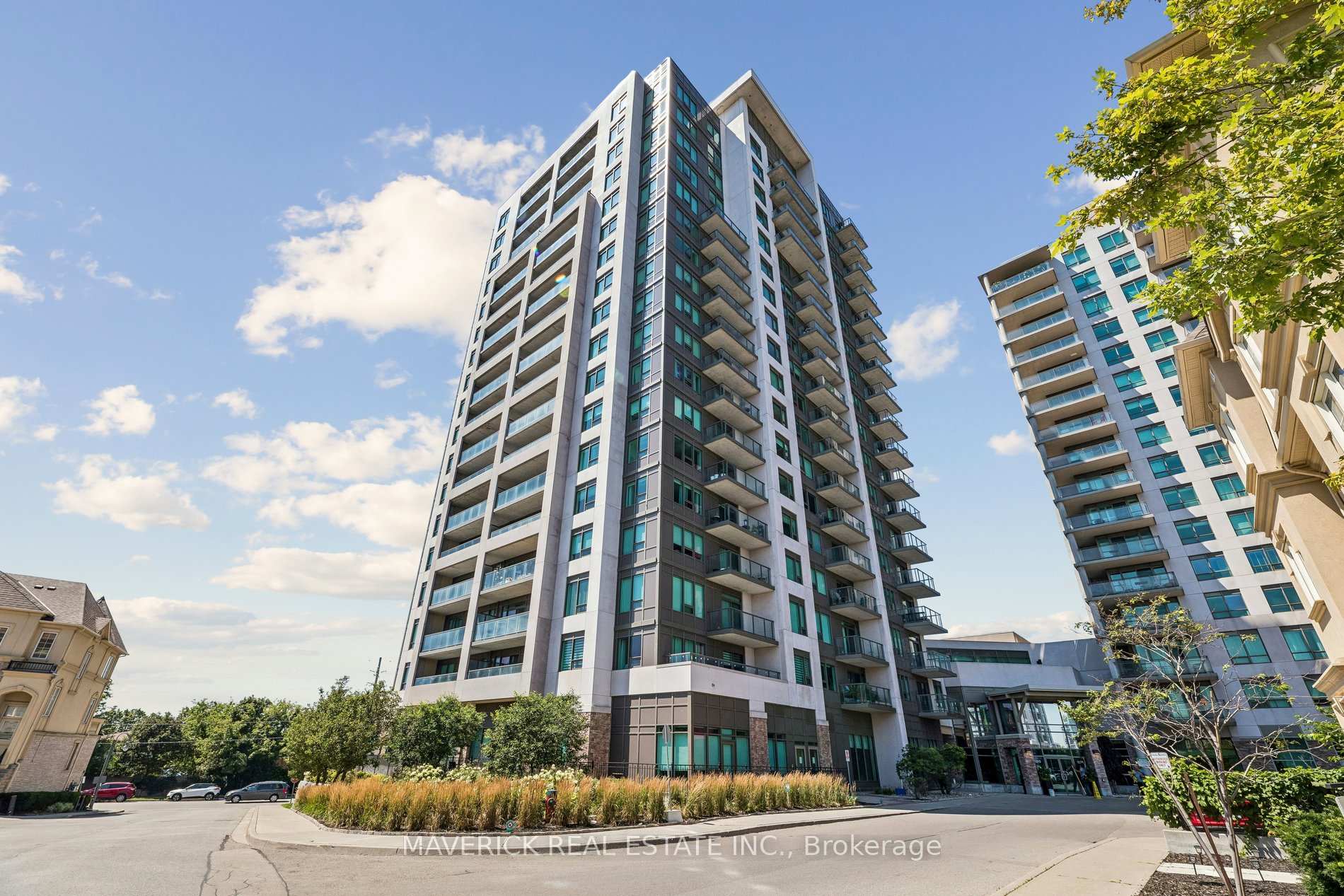 Photo 2 of Unit 706, 1215 Bayly Street, Pickering, Bay Ridges — HOMEH