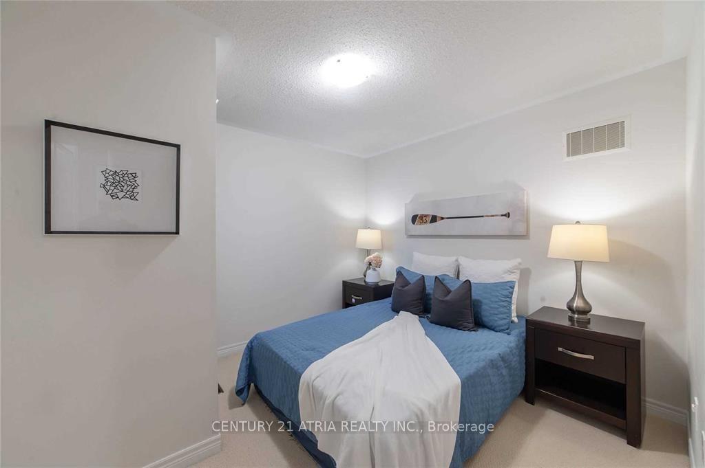 Photo 13 of 58 Mondial Crescent, East Gwillimbury, Queensville — HOMEH