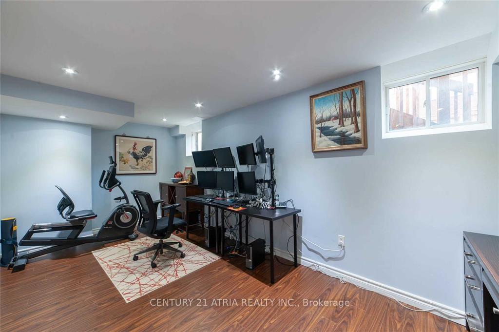 Photo 18 of 58 Mondial Crescent, East Gwillimbury, Queensville — HOMEH