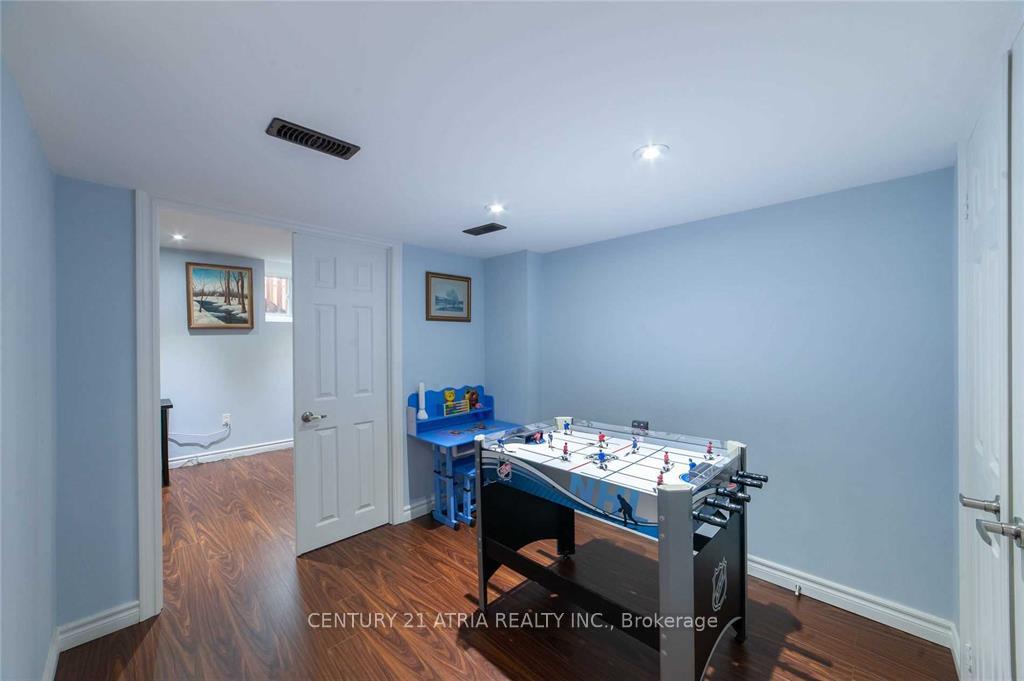 Photo 20 of 58 Mondial Crescent, East Gwillimbury, Queensville — HOMEH