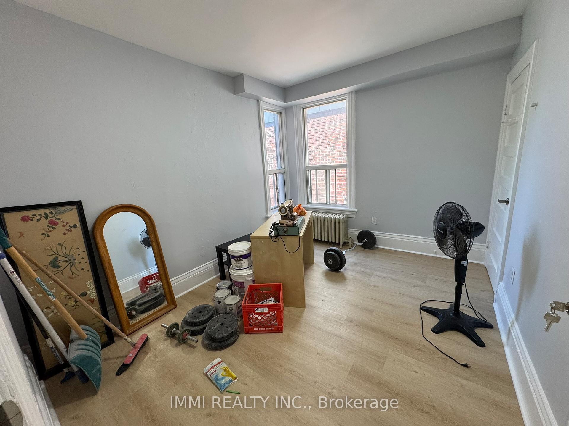 Photo 1 of Unit 202, 618 Bathurst Street, Toronto, Palmerston-Little Italy — HOMEH