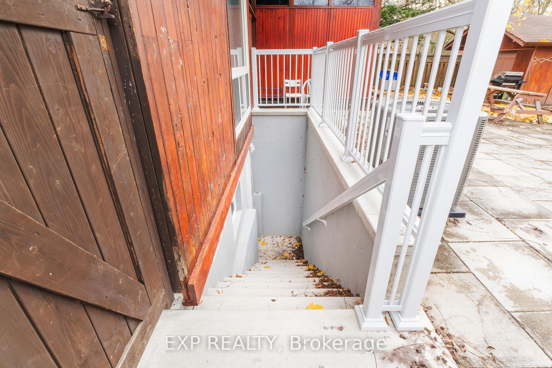 Photo 2 of 34 Rodda Boulevard, Scarborough, West Hill — HOMEH