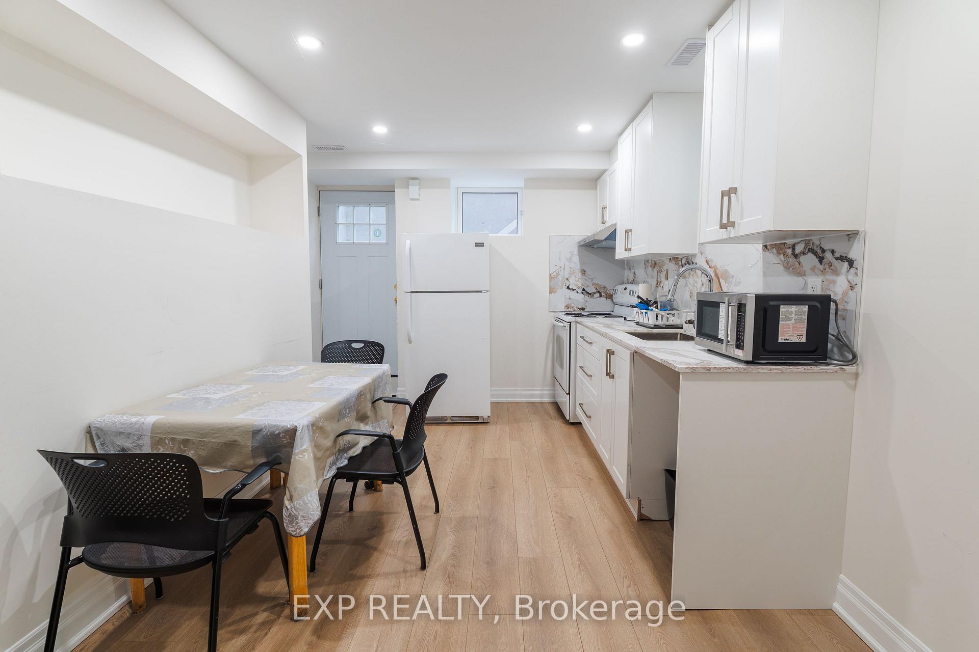 Photo 4 of 34 Rodda Boulevard, Scarborough, West Hill — HOMEH
