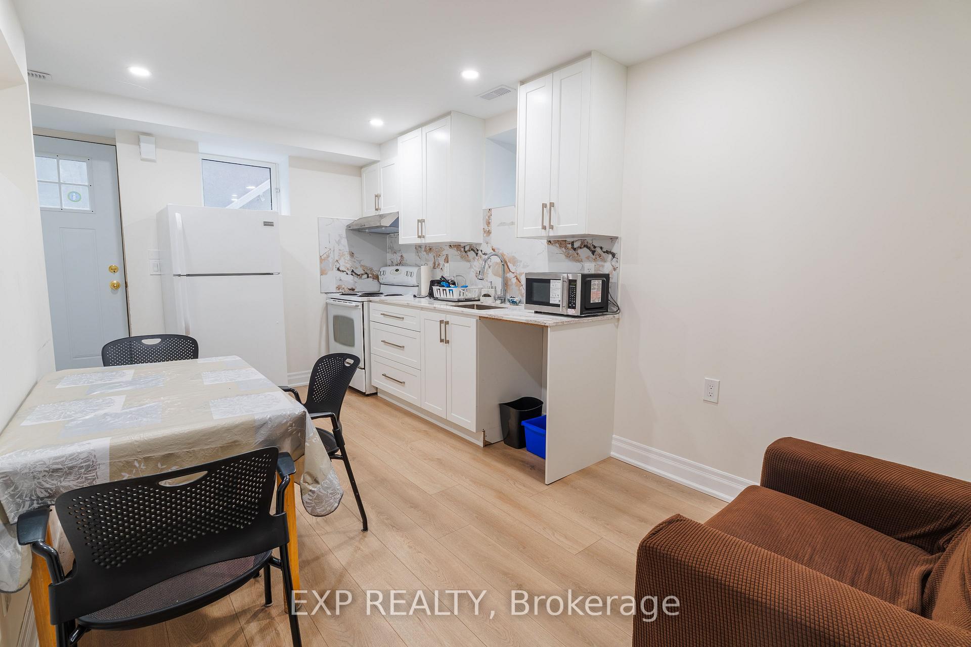 Photo 6 of 34 Rodda Boulevard, Scarborough, West Hill — HOMEH