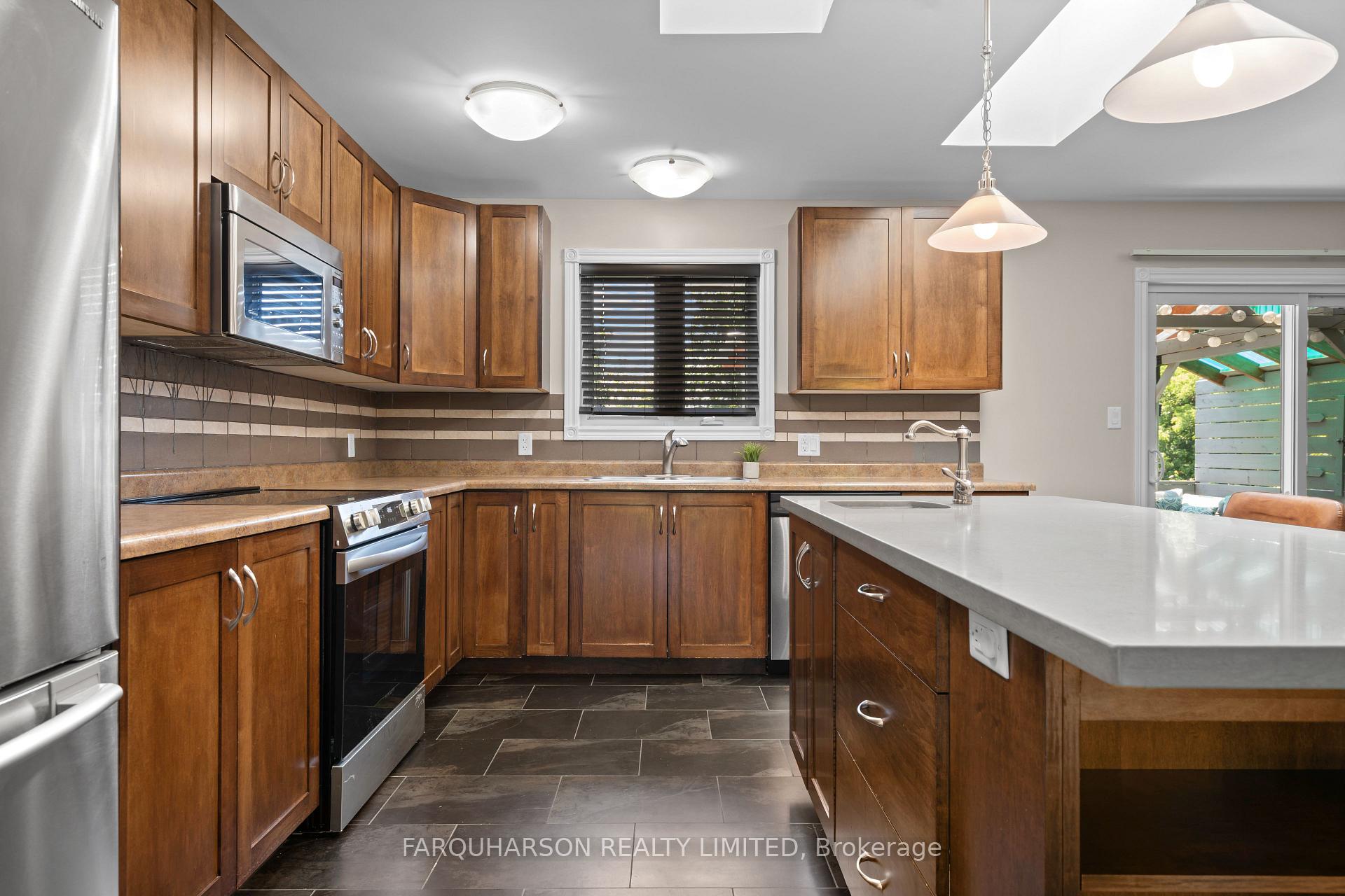 Photo 8 of 113 George Road, Georgina, Sutton & Jackson's Point — HOMEH