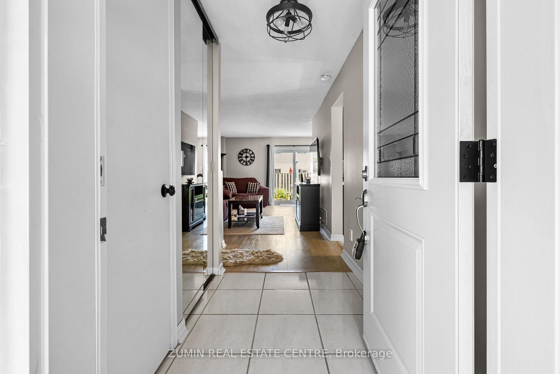 Photo 3 of 3474 Nighthawk Trail, Mississauga, Lisgar — HOMEH
