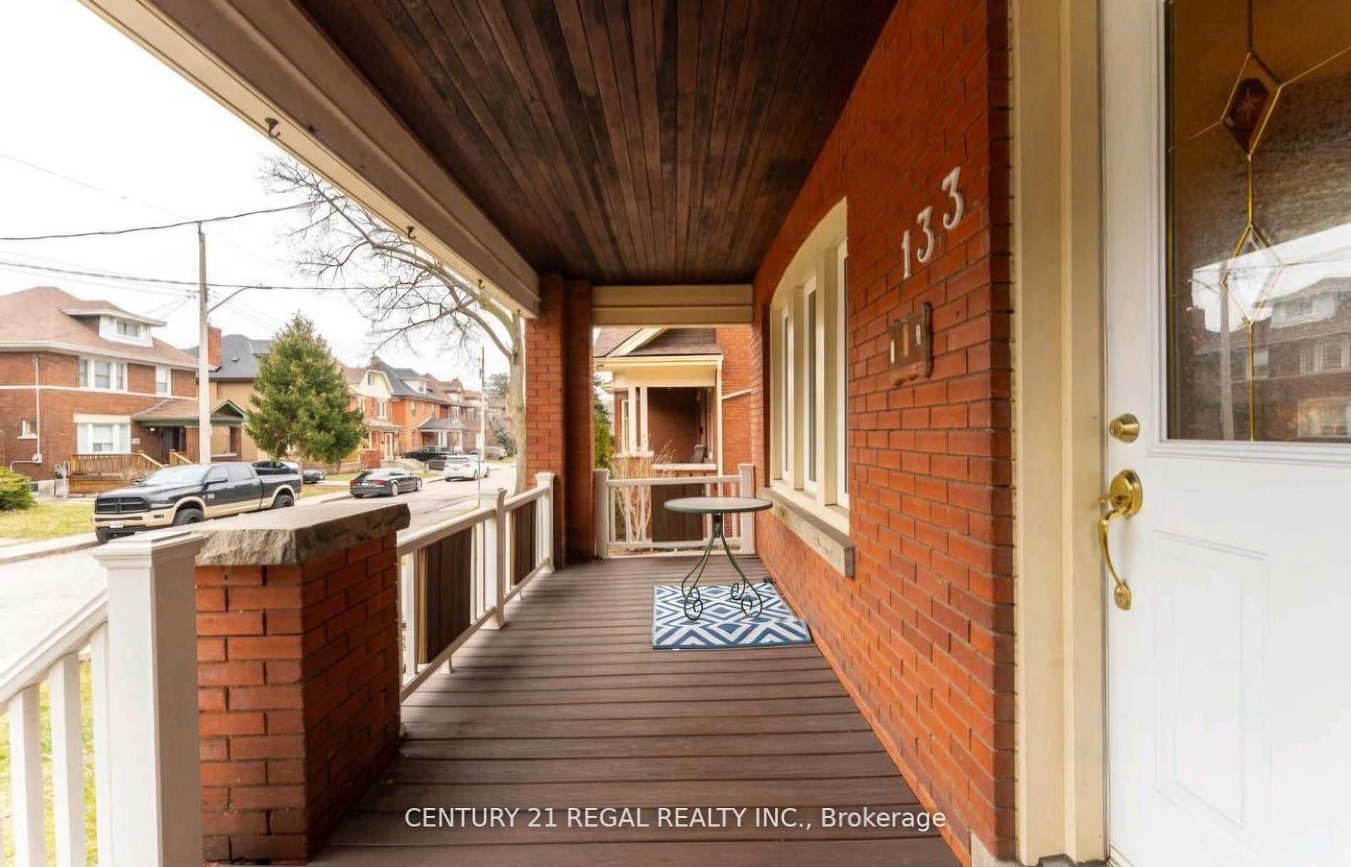 Photo 3 of Unit Main, 133 Eastbourne Avenue, Hamilton, Blakeley — HOMEH