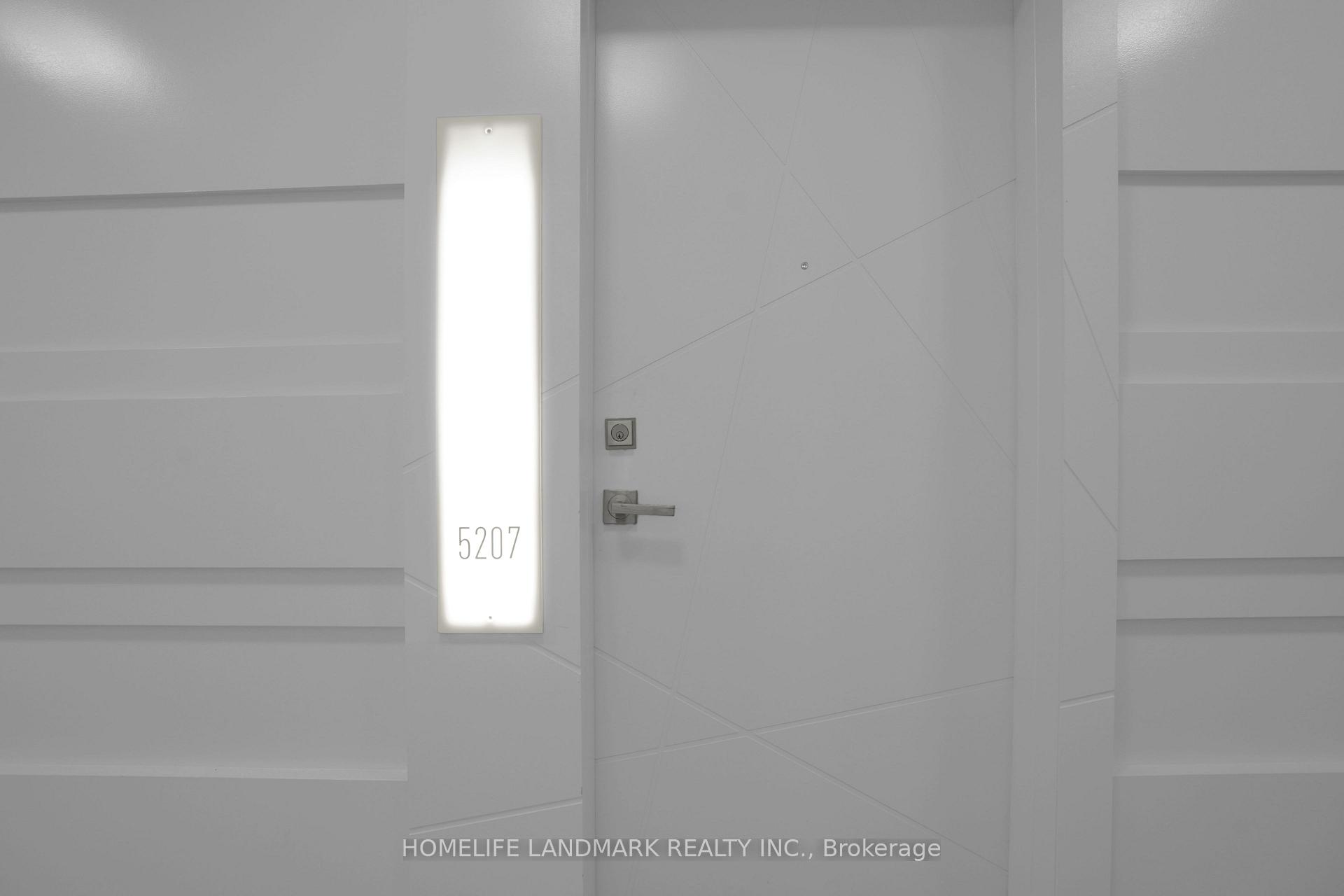 Photo 2 of Unit 5207, 14 York Street, Toronto, Waterfront Communities — HOMEH
