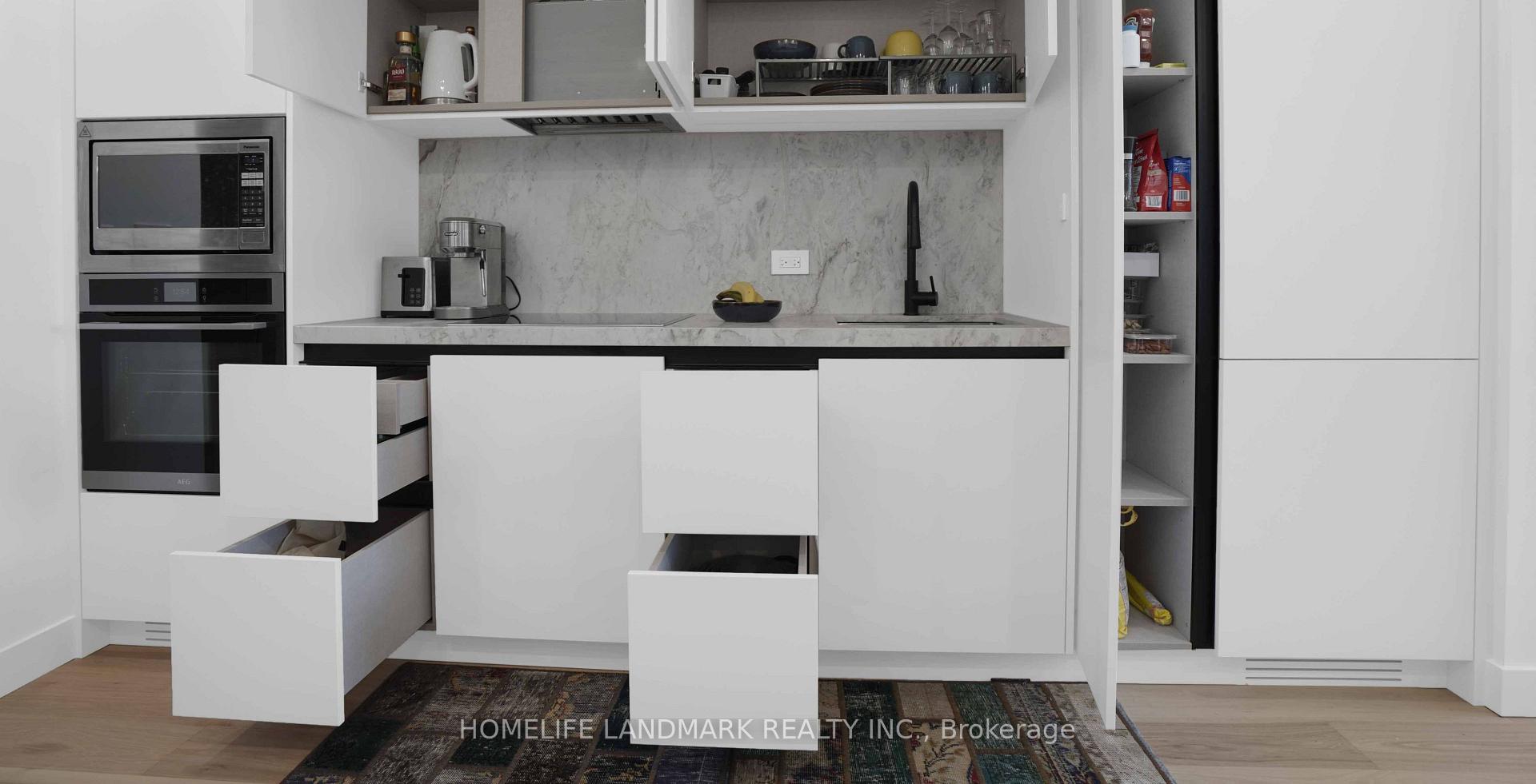 Photo 8 of Unit 5207, 14 York Street, Toronto, Waterfront Communities — HOMEH