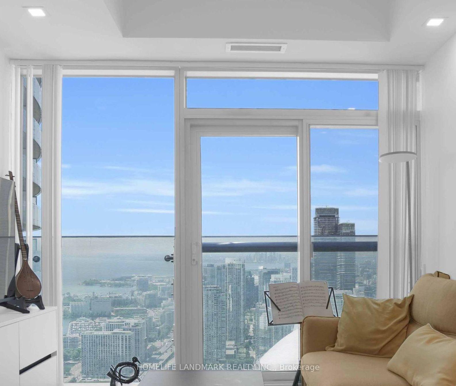 Photo 12 of Unit 5207, 14 York Street, Toronto, Waterfront Communities — HOMEH