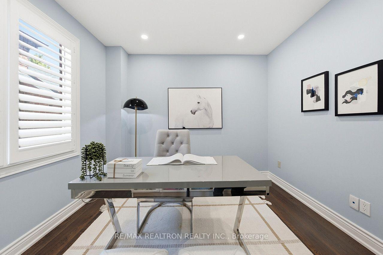 Photo 35 of 19 Prince Edward Boulevard, Markham, Thornlea — HOMEH