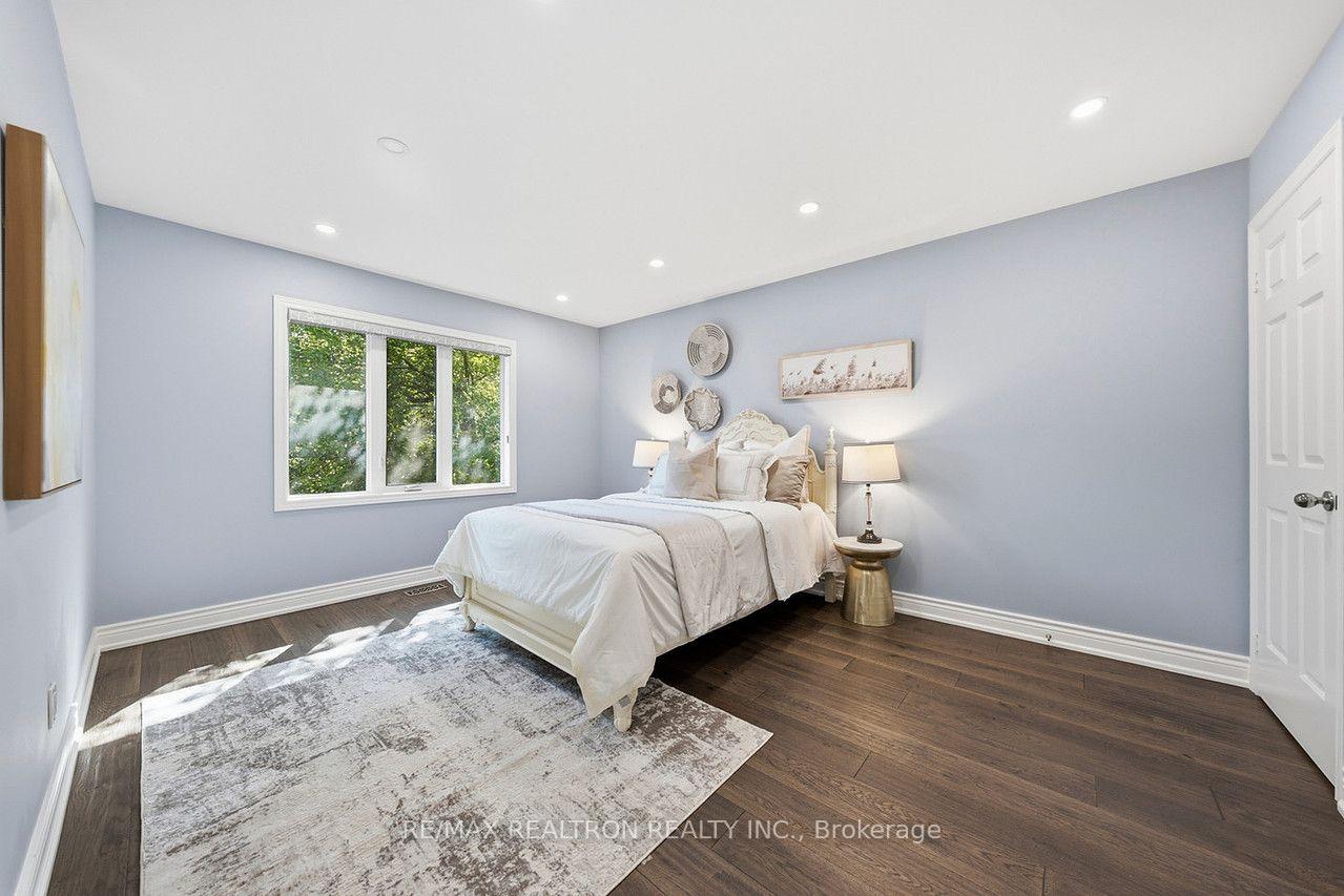 Photo 48 of 19 Prince Edward Boulevard, Markham, Thornlea — HOMEH