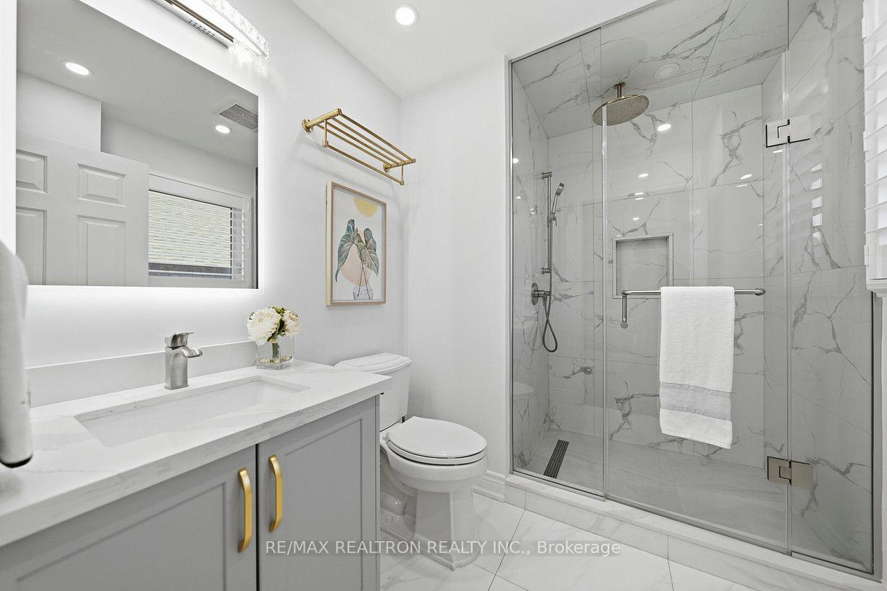 Photo 57 of 19 Prince Edward Boulevard, Markham, Thornlea — HOMEH