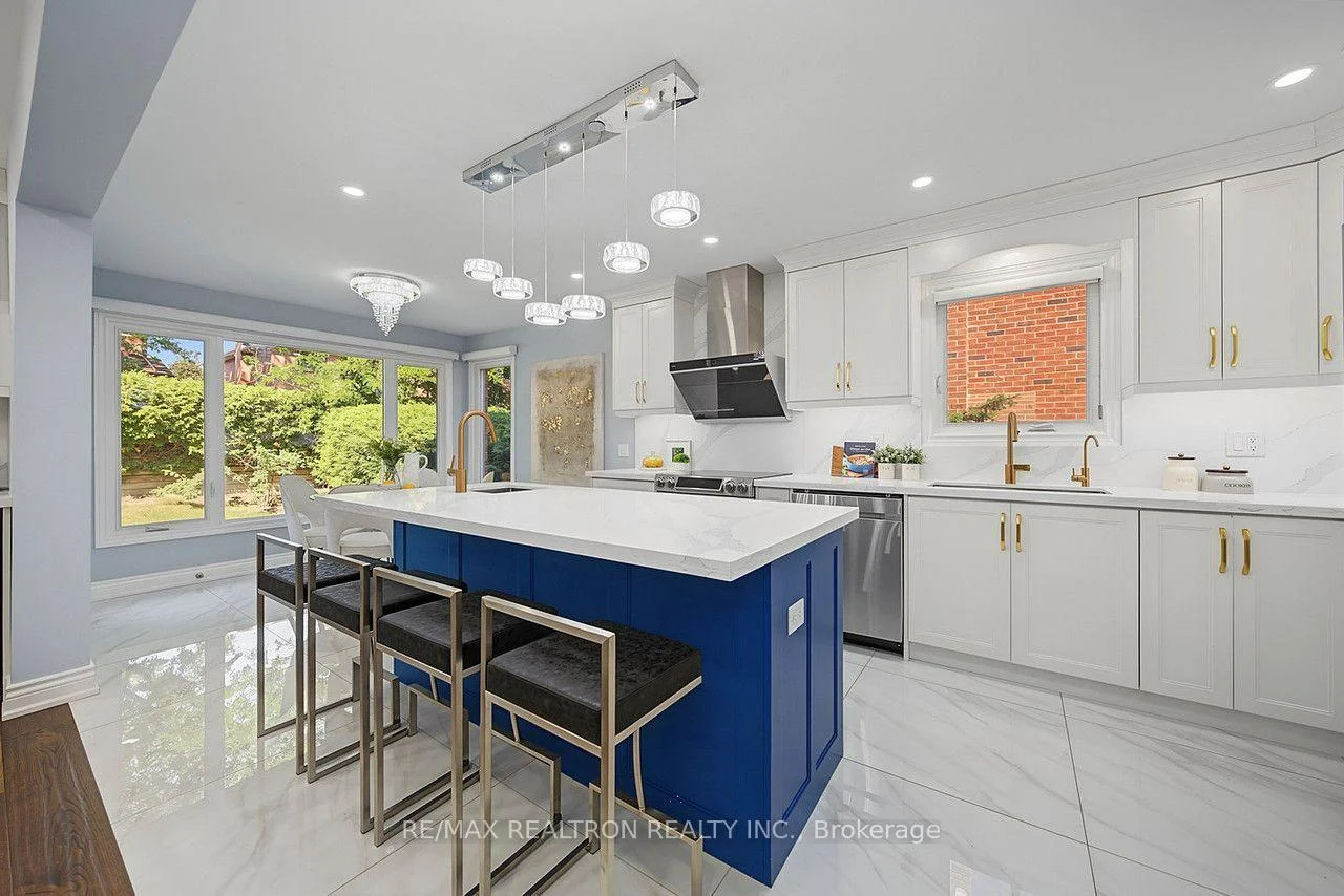 Photo 19 of 19 Prince Edward Boulevard, Markham, Thornlea — HOMEH