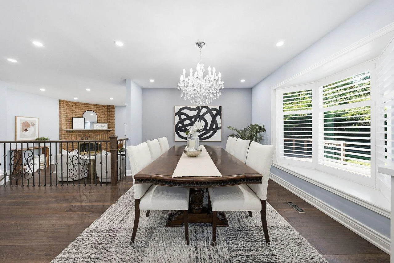 Photo 31 of 19 Prince Edward Boulevard, Markham, Thornlea — HOMEH