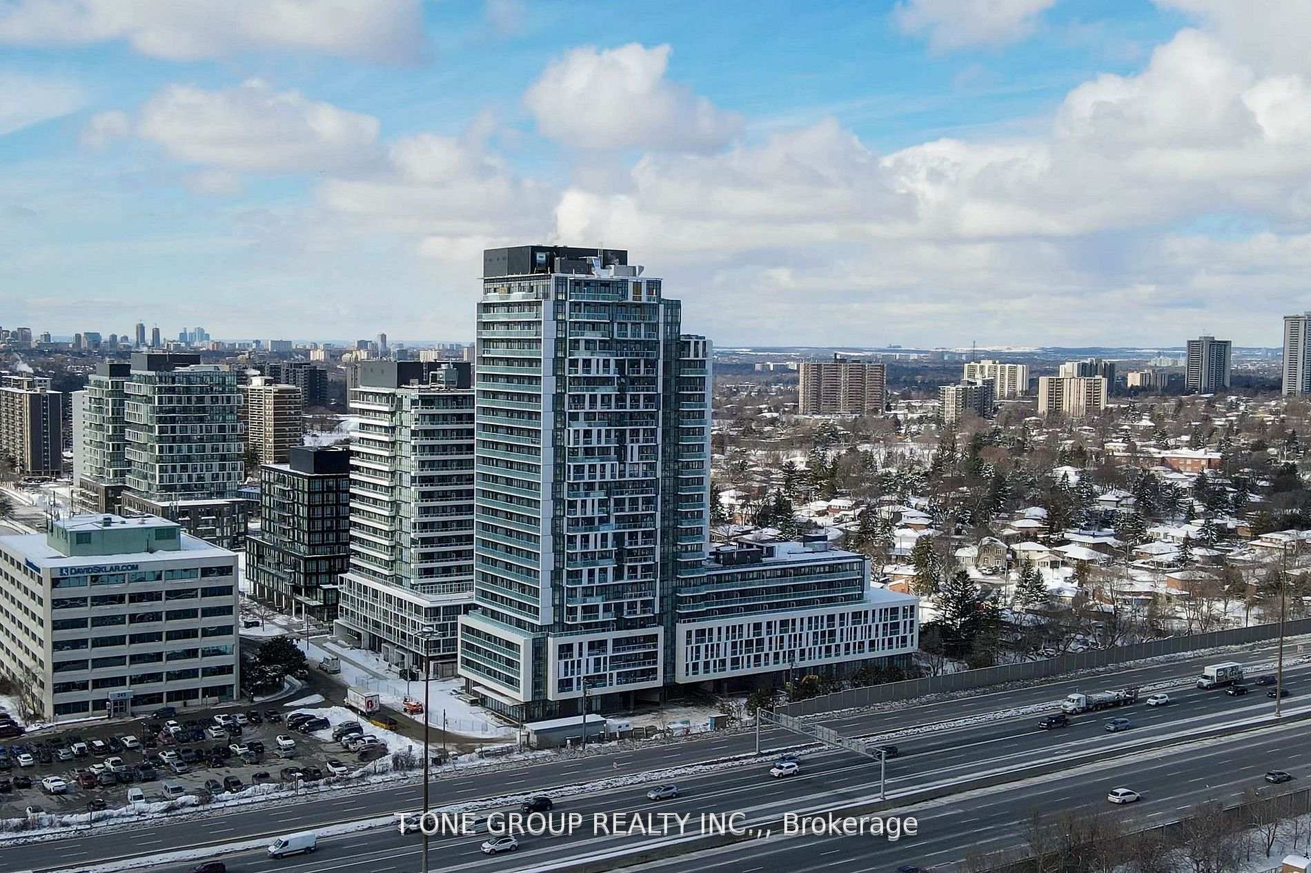 Front of Unit 915, 188 Fairview Mall Drive