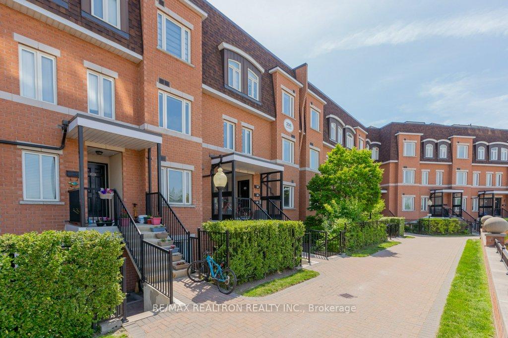 Photo 3 of Unit #139, 306 John Street, Markham, Aileen-Willowbrook — HOMEH
