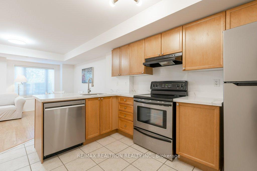 Photo 19 of Unit #139, 306 John Street, Markham, Aileen-Willowbrook — HOMEH
