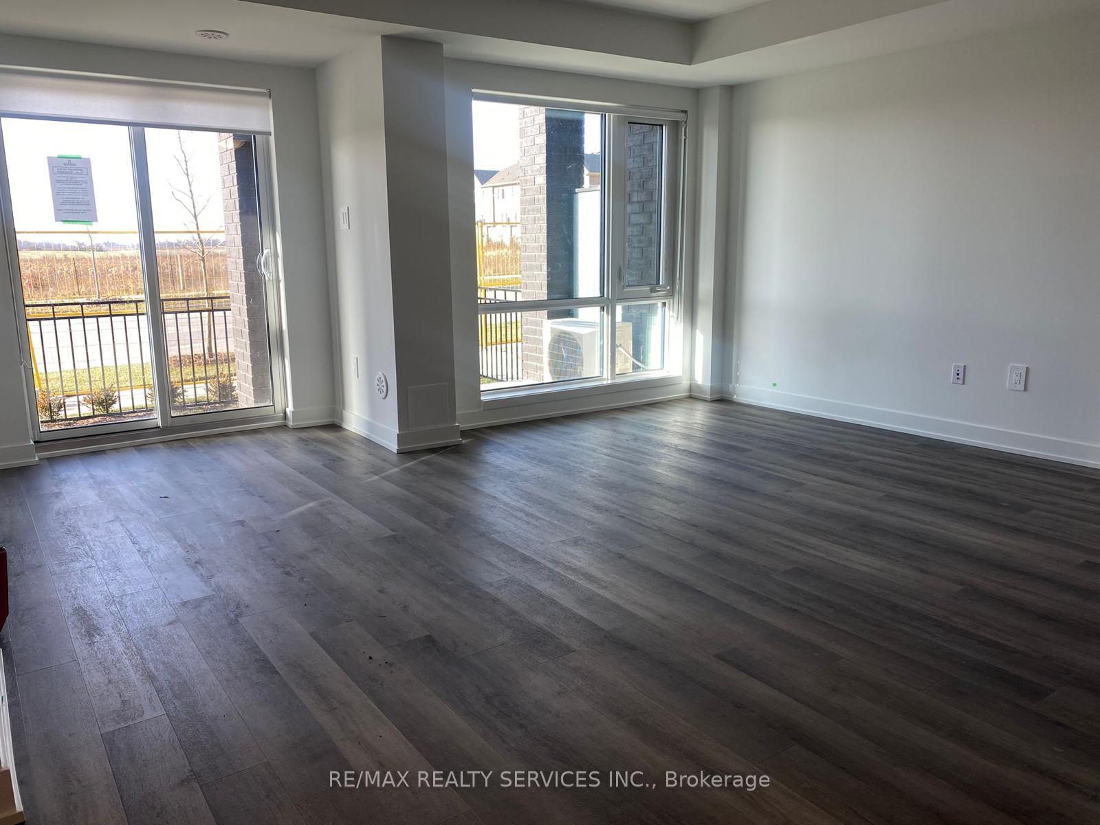 Photo 4 of Unit 5, 5 Romily Avenue, Brampton, Northwest Brampton — HOMEH