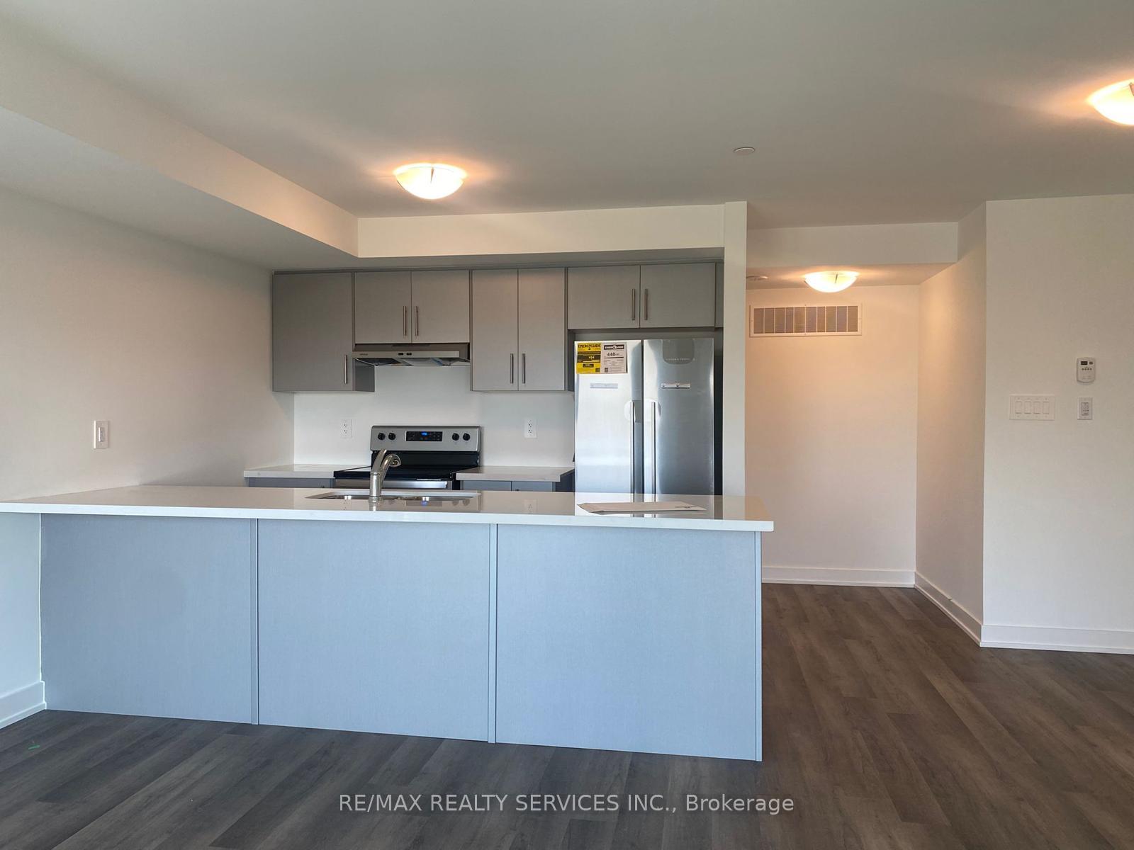 Photo 5 of Unit 5, 5 Romily Avenue, Brampton, Northwest Brampton — HOMEH
