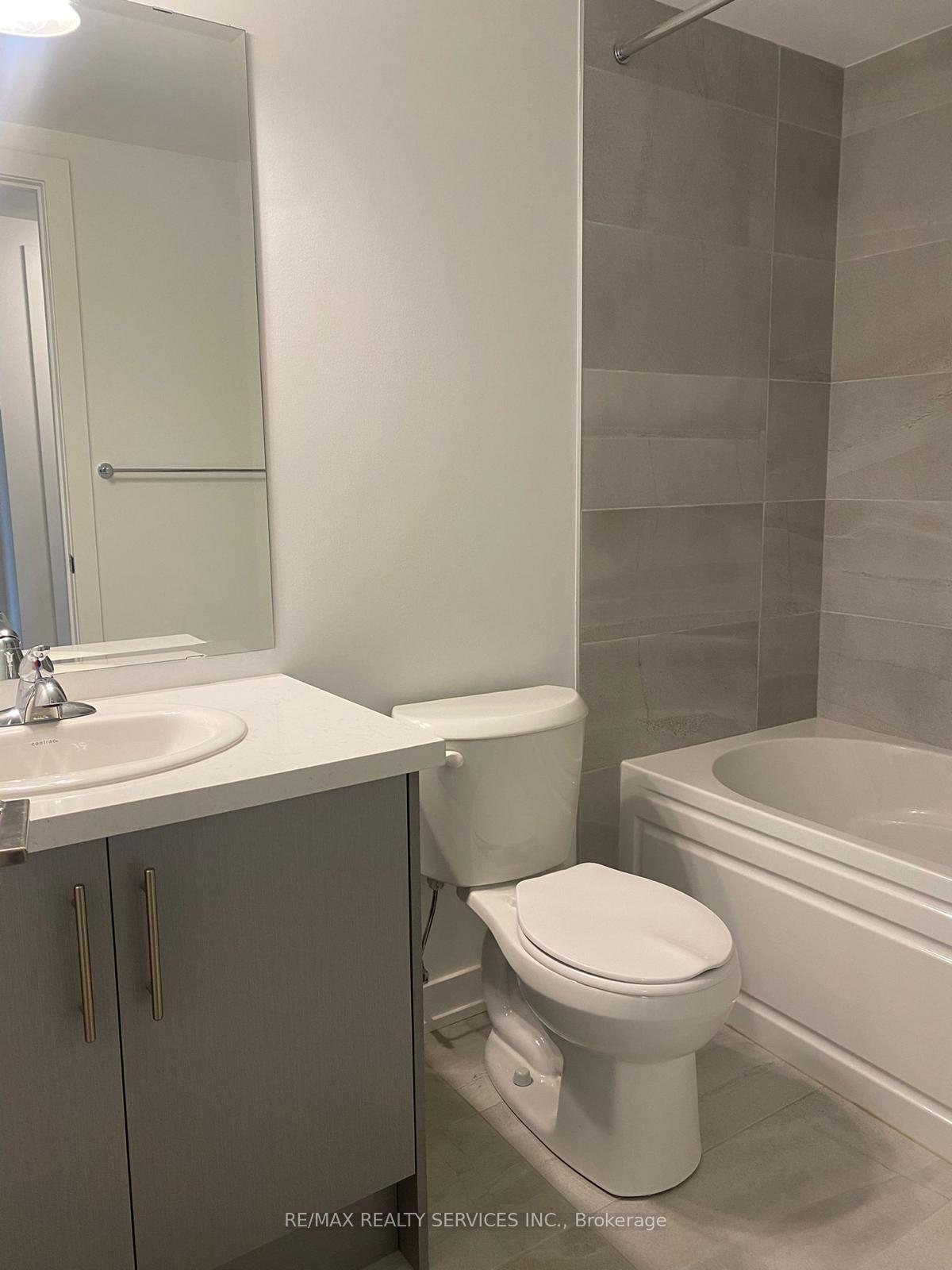Photo 12 of Unit 5, 5 Romily Avenue, Brampton, Northwest Brampton — HOMEH