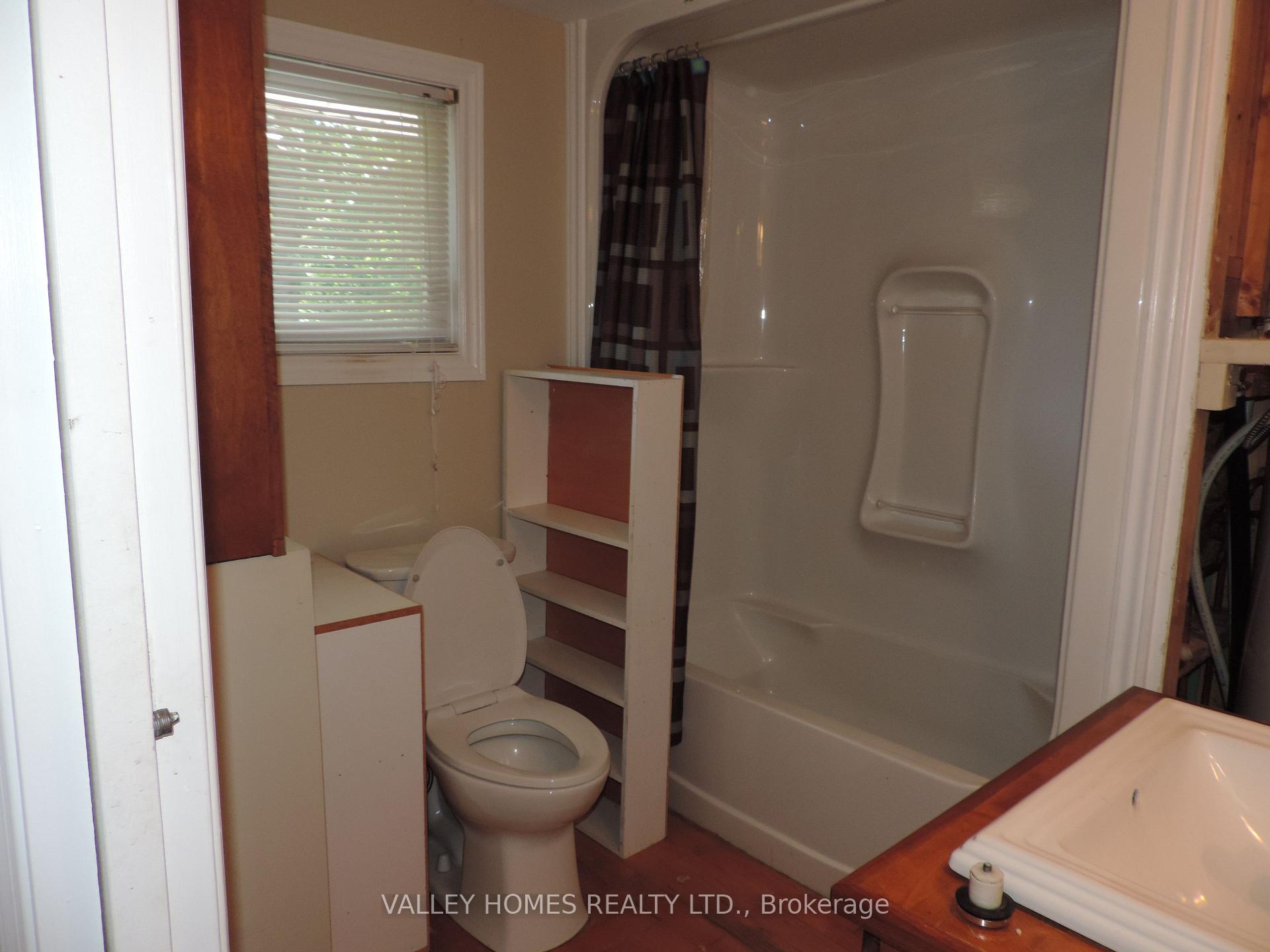 Photo 10 of 2862 Ninth Line, Beckwith, Beckwith Twp — HOMEH