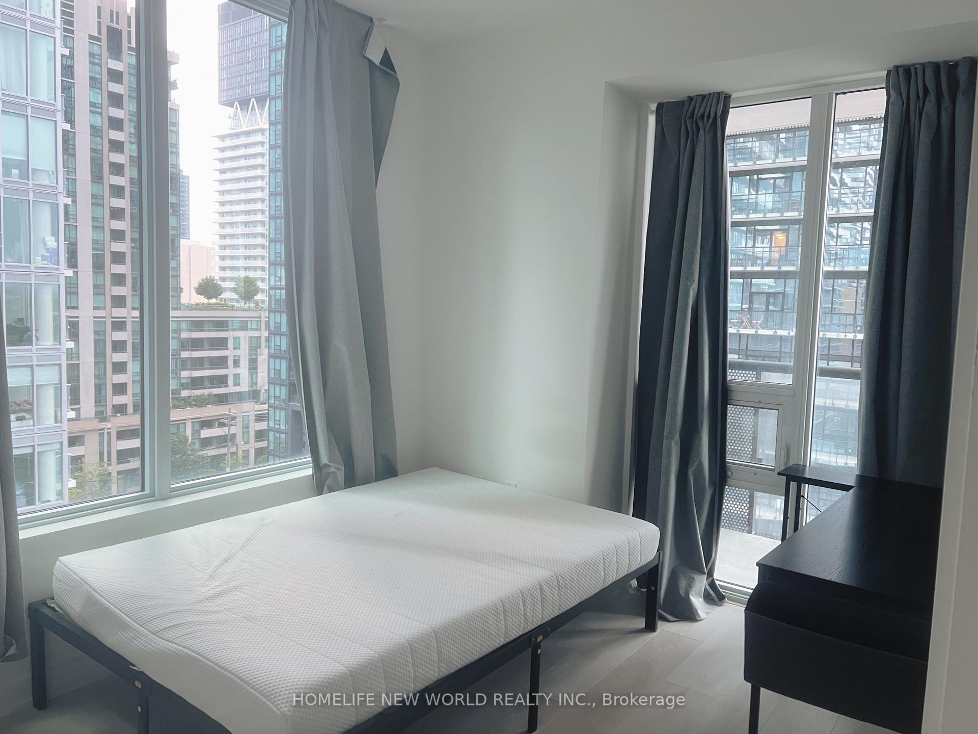 Photo 3 of Unit 1004, 117 Broadway Avenue, Toronto, Mount Pleasant West — HOMEH