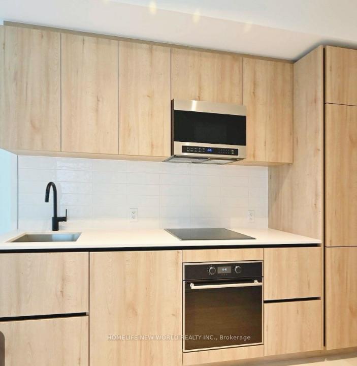 Photo 8 of Unit 1004, 117 Broadway Avenue, Toronto, Mount Pleasant West — HOMEH
