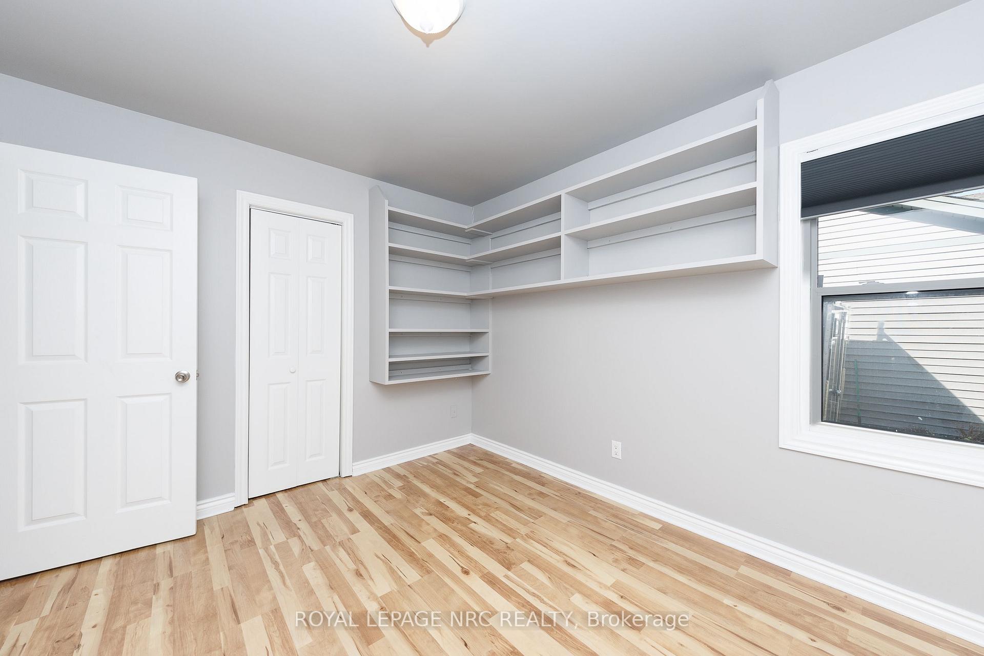 Photo 8 of 14 Hilda Street, St. Catharines, Western Hill — HOMEH