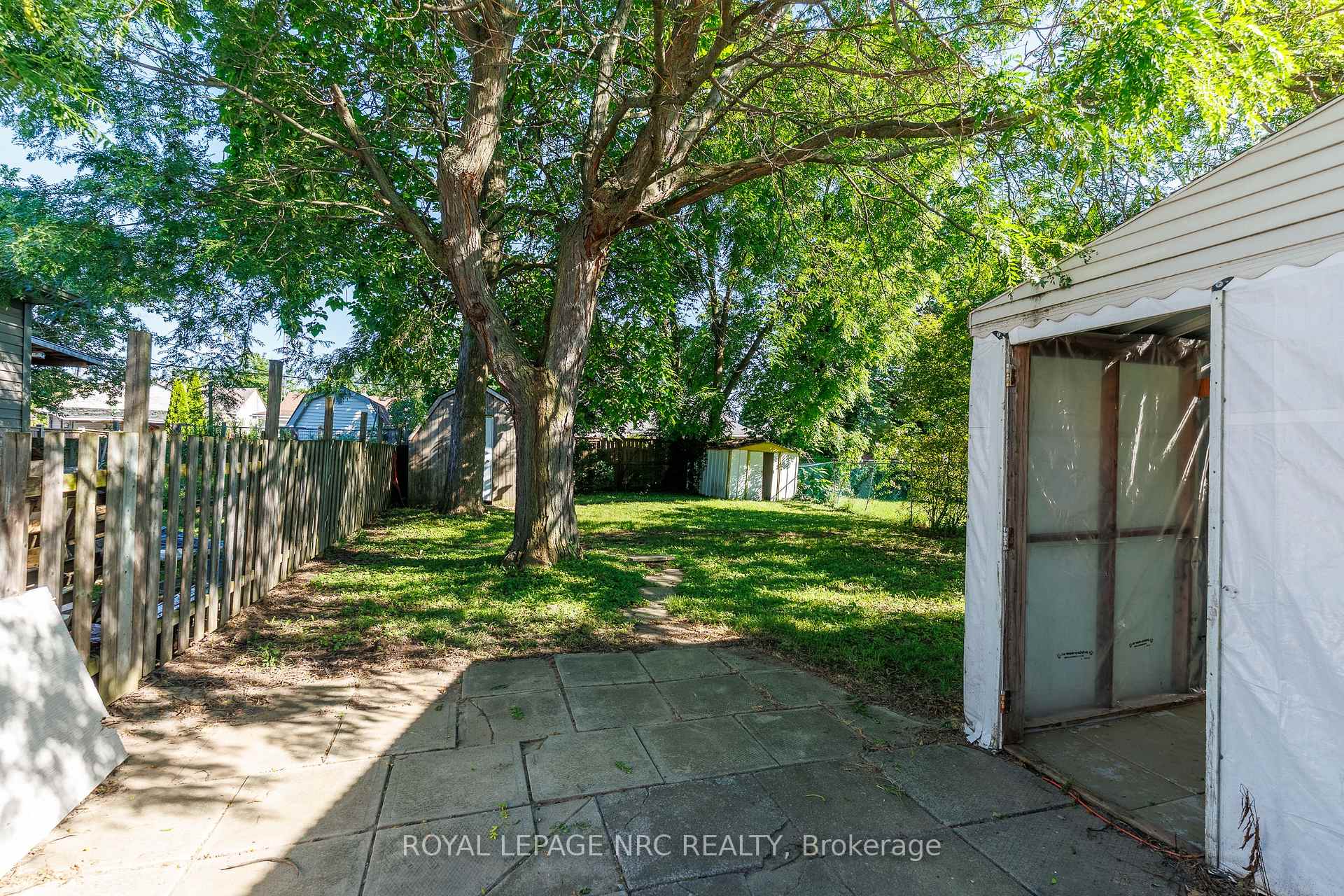 Photo 21 of 14 Hilda Street, St. Catharines, Western Hill — HOMEH