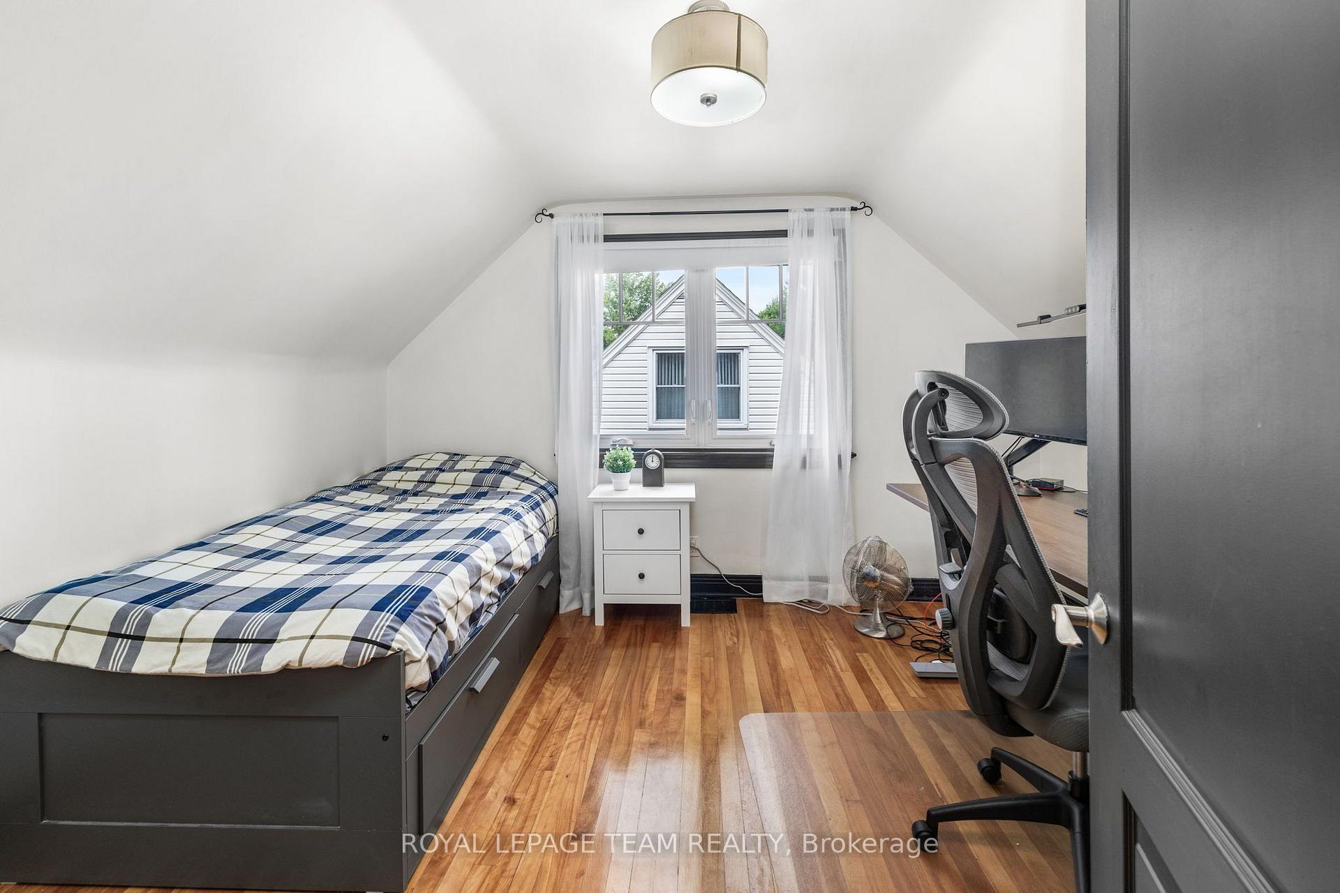 Photo 22 of 185 Camelia Avenue, Ottawa, Manor Park — HOMEH