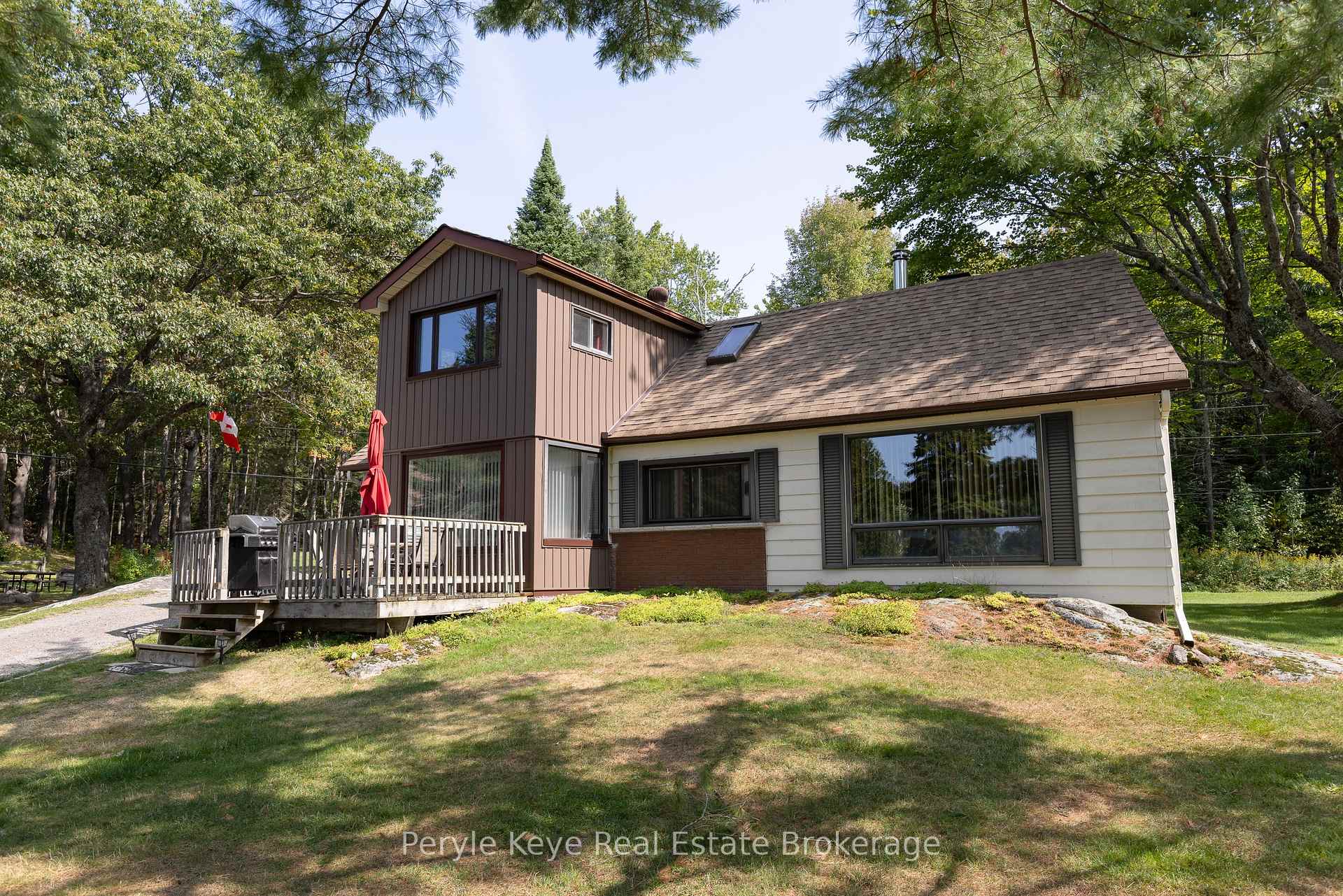 Photo 7 of 1025 & 1027 Big Island Road, Bracebridge, Draper — HOMEH