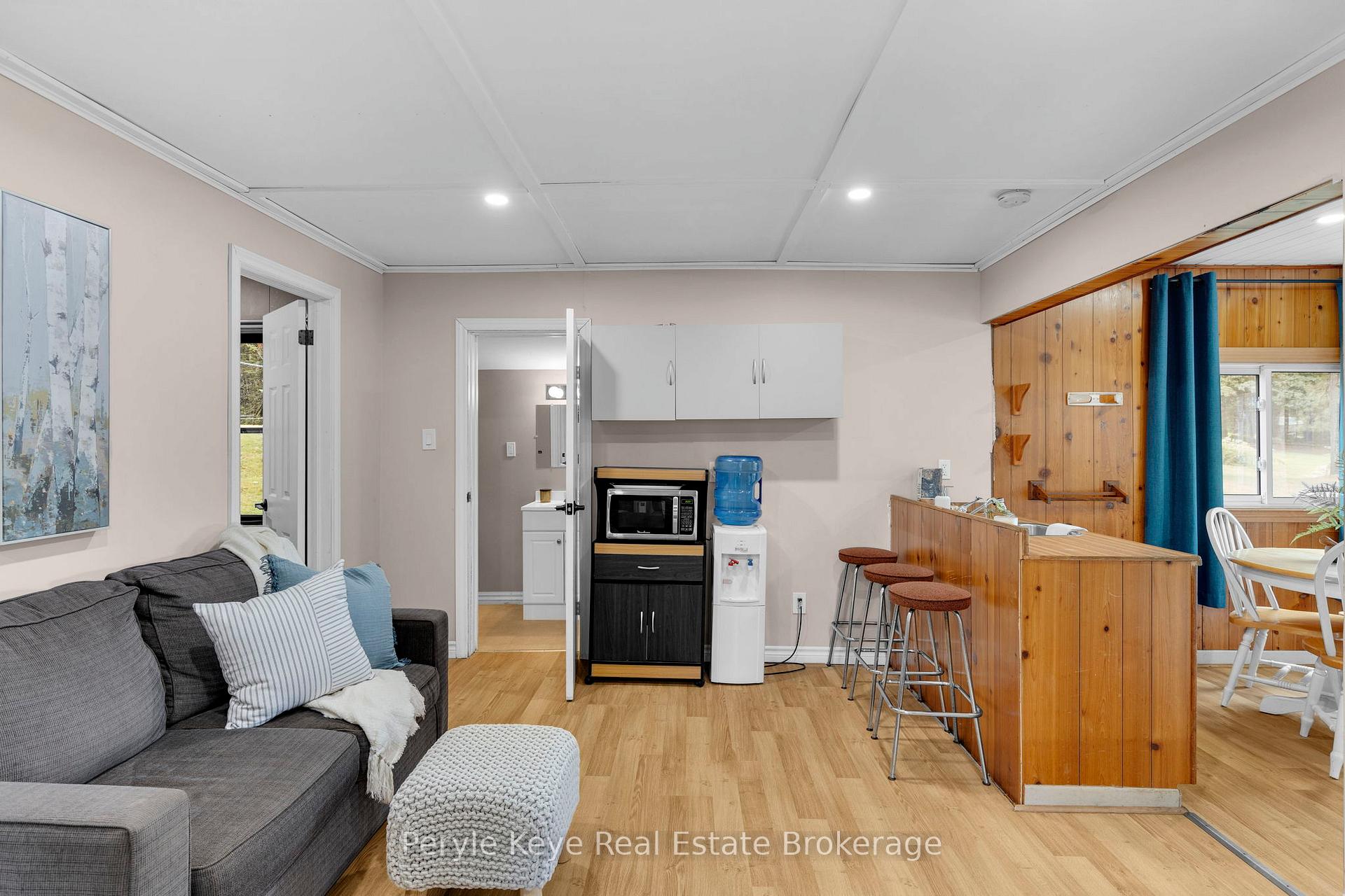Photo 31 of 1025 & 1027 Big Island Road, Bracebridge, Draper — HOMEH