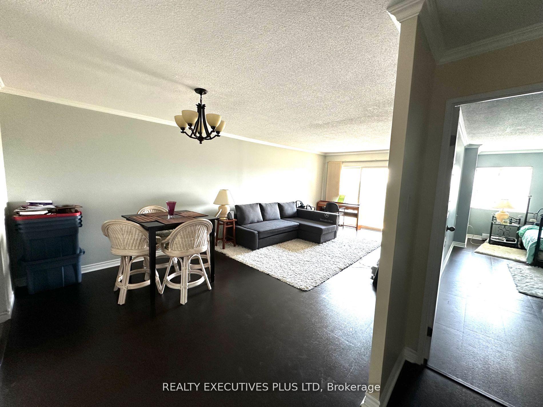 Photo 4 of Unit 806, 858 Commissioners Road E, London, South H — HOMEH