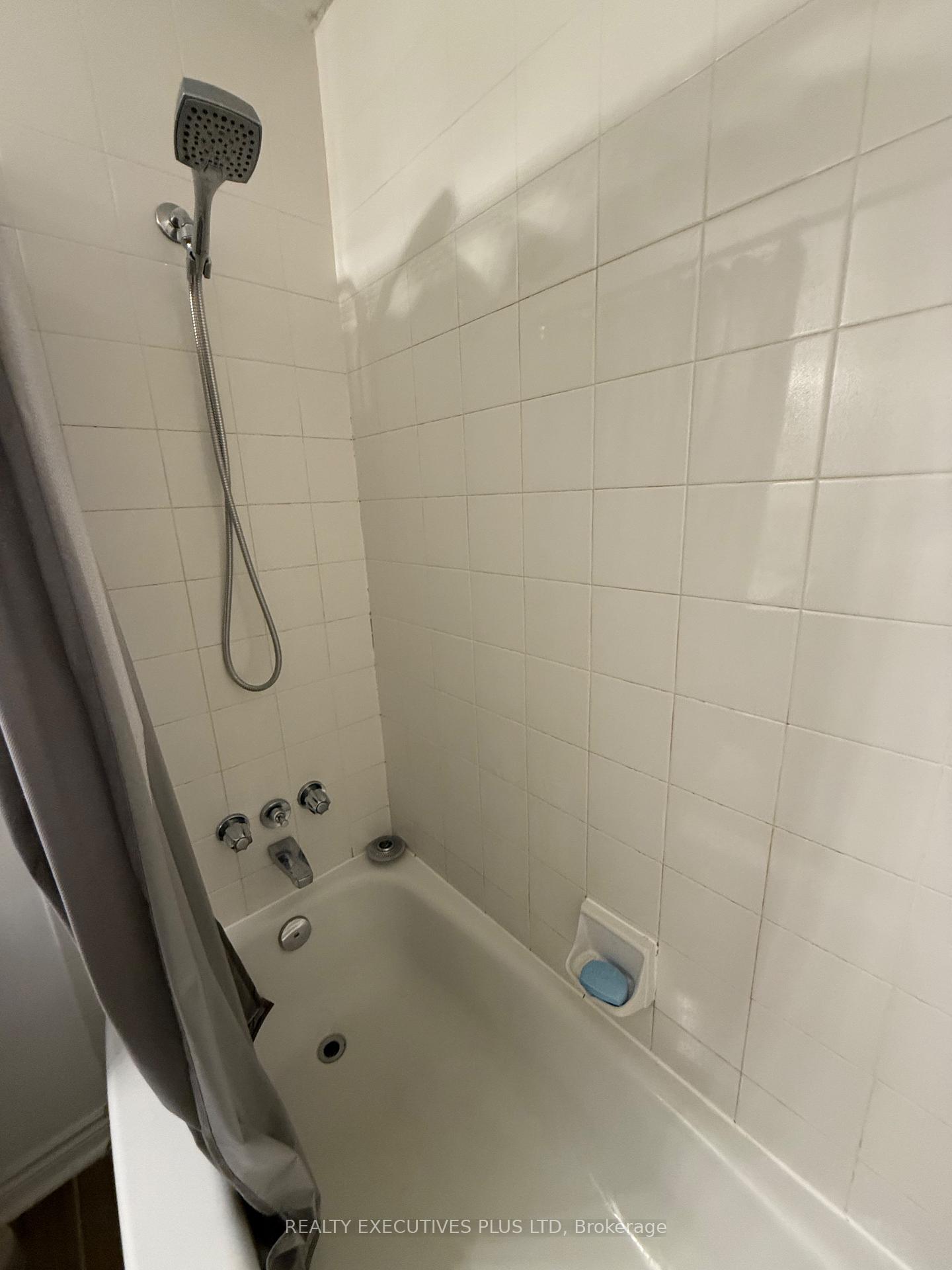 Photo 28 of Unit 806, 858 Commissioners Road E, London, South H — HOMEH