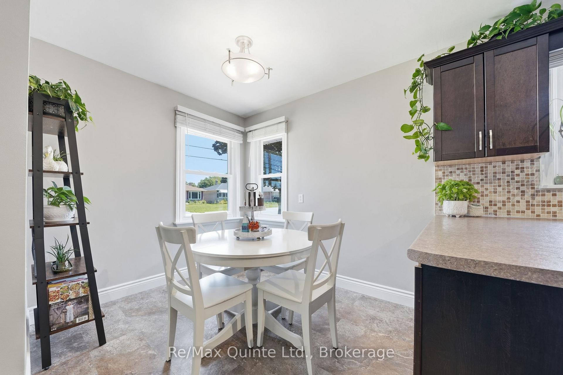 Photo 14 of 248 Farley Avenue, Belleville, Belleville Ward — HOMEH