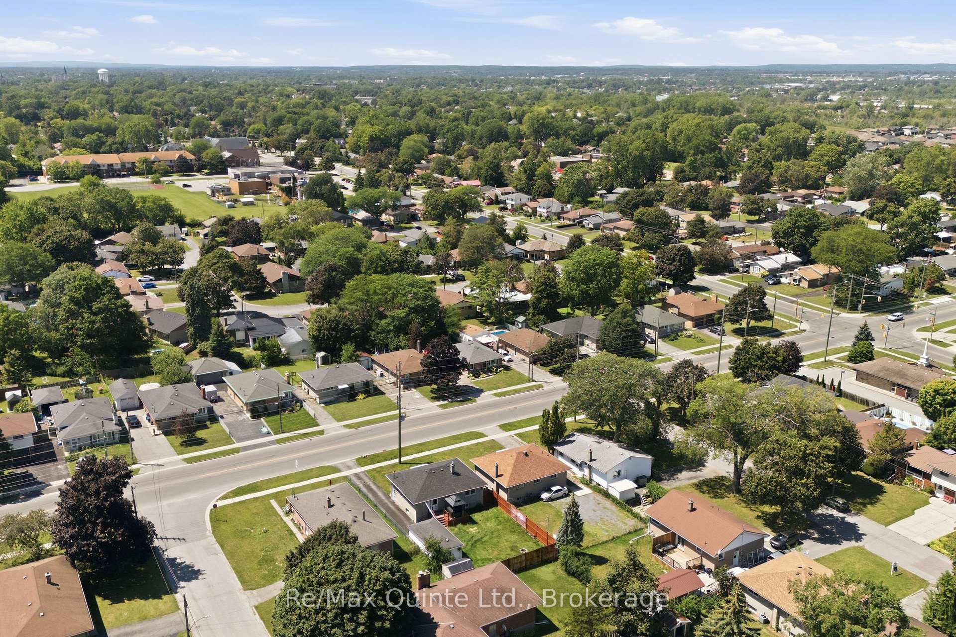Photo 43 of 248 Farley Avenue, Belleville, Belleville Ward — HOMEH