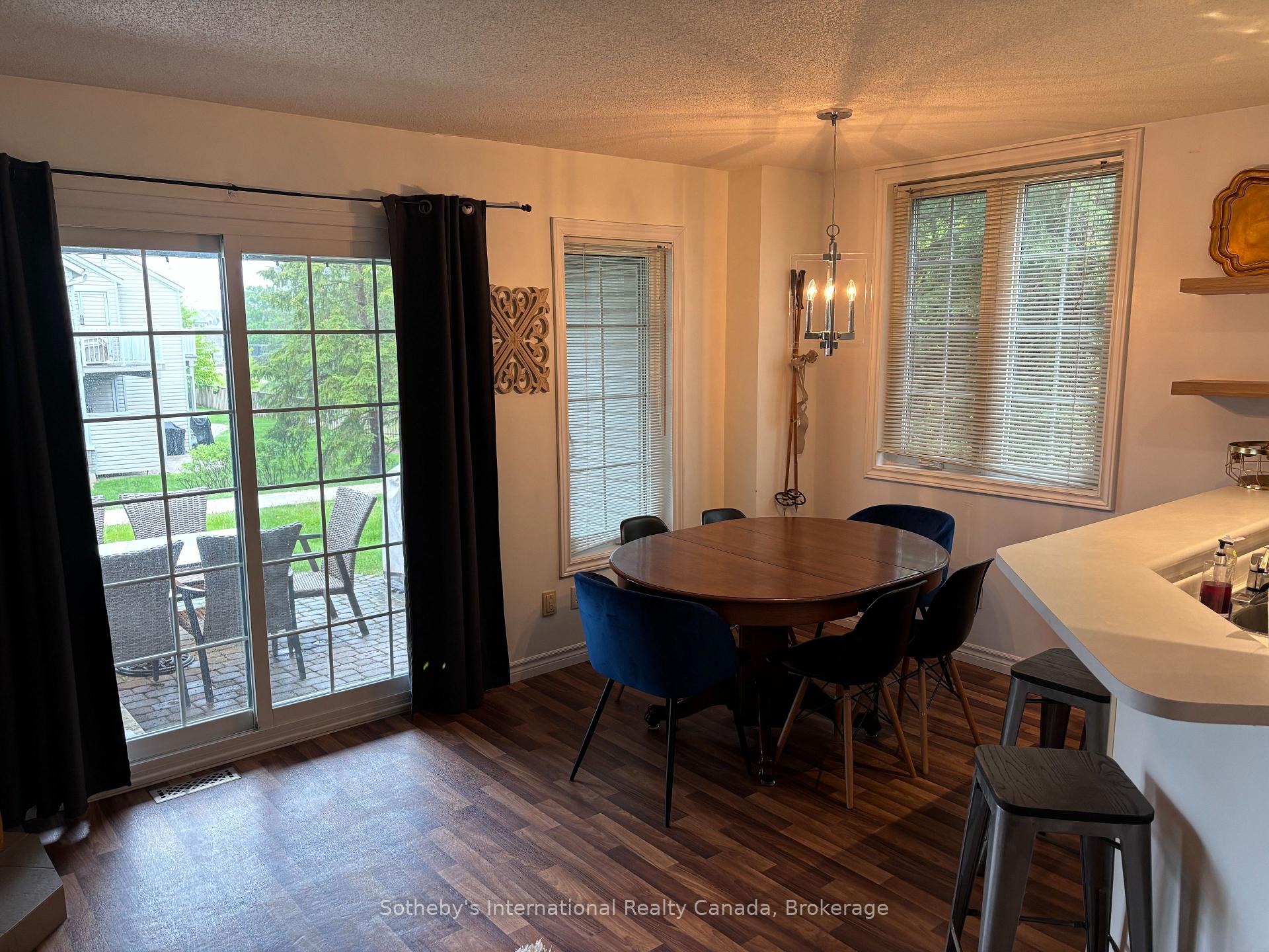 Photo 4 of Unit 32, 146 Settlers Way, Blue Mountains — HOMEH