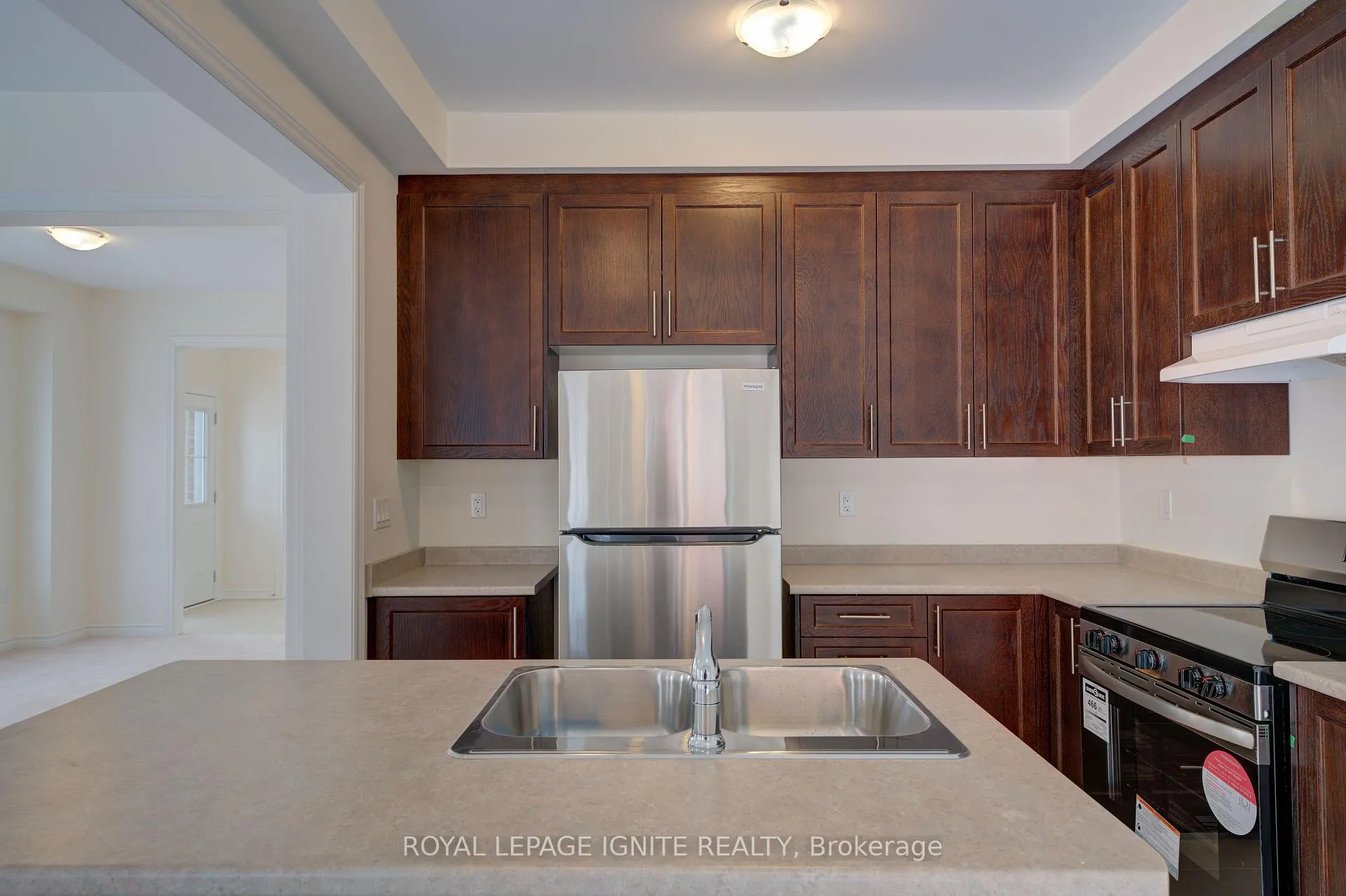 Photo 14 of 21 Raines Road, Scugog, Port Perry — HOMEH