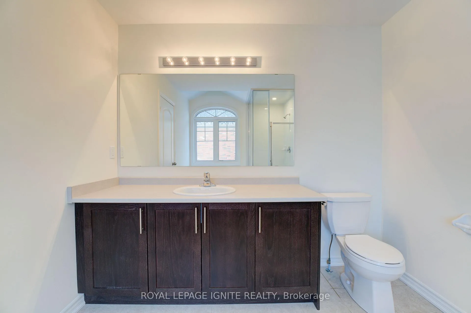 Photo 32 of 21 Raines Road, Scugog, Port Perry — HOMEH